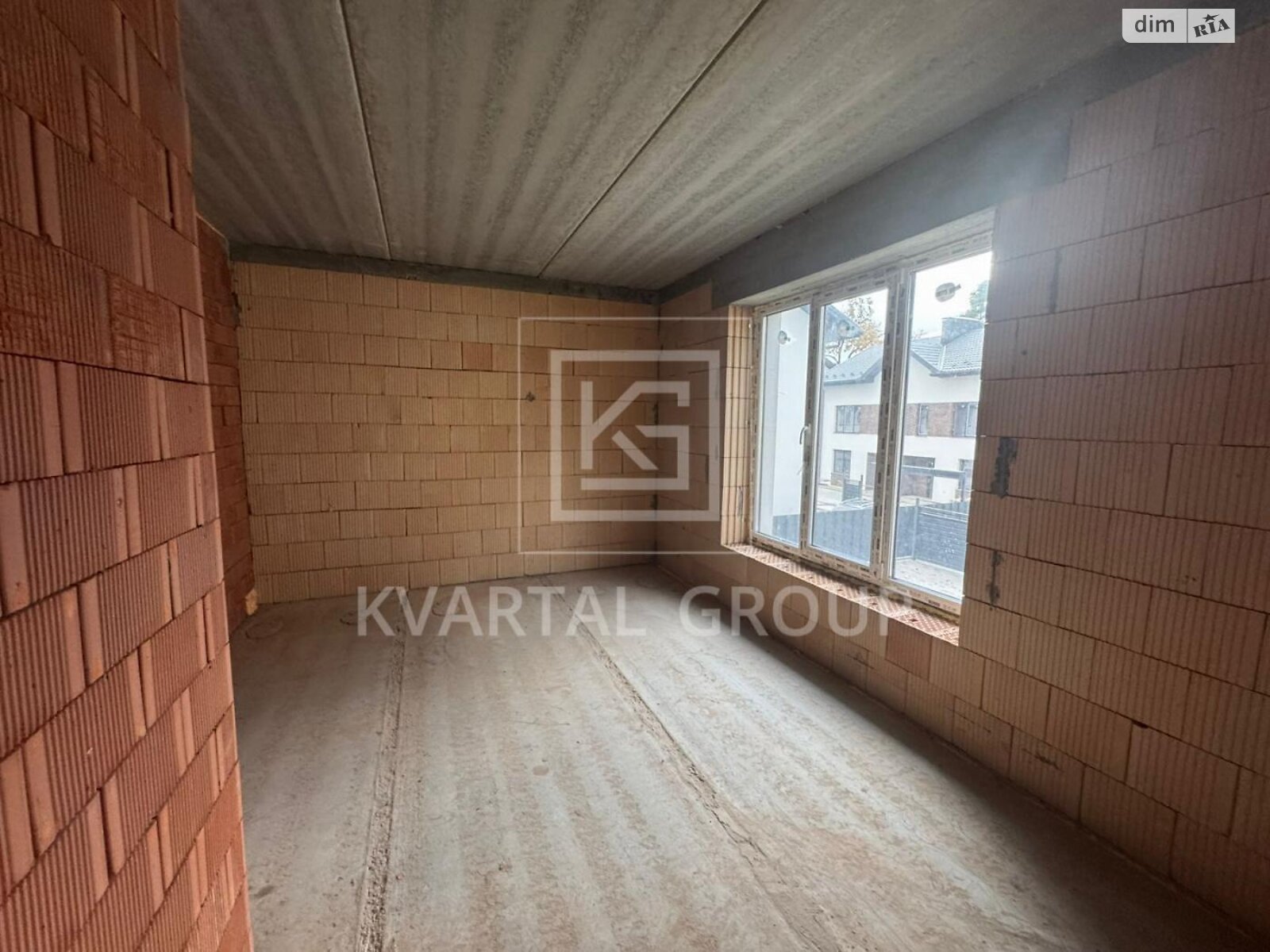 трехэтажный таунхаус, 120 кв. м, кирпич. Продажа в Ирпене район Ирпень фото 1 трехэтажный таунхаус, 120 кв. м, кирпич. Продажа в Ирпене район Ирпень фото 1