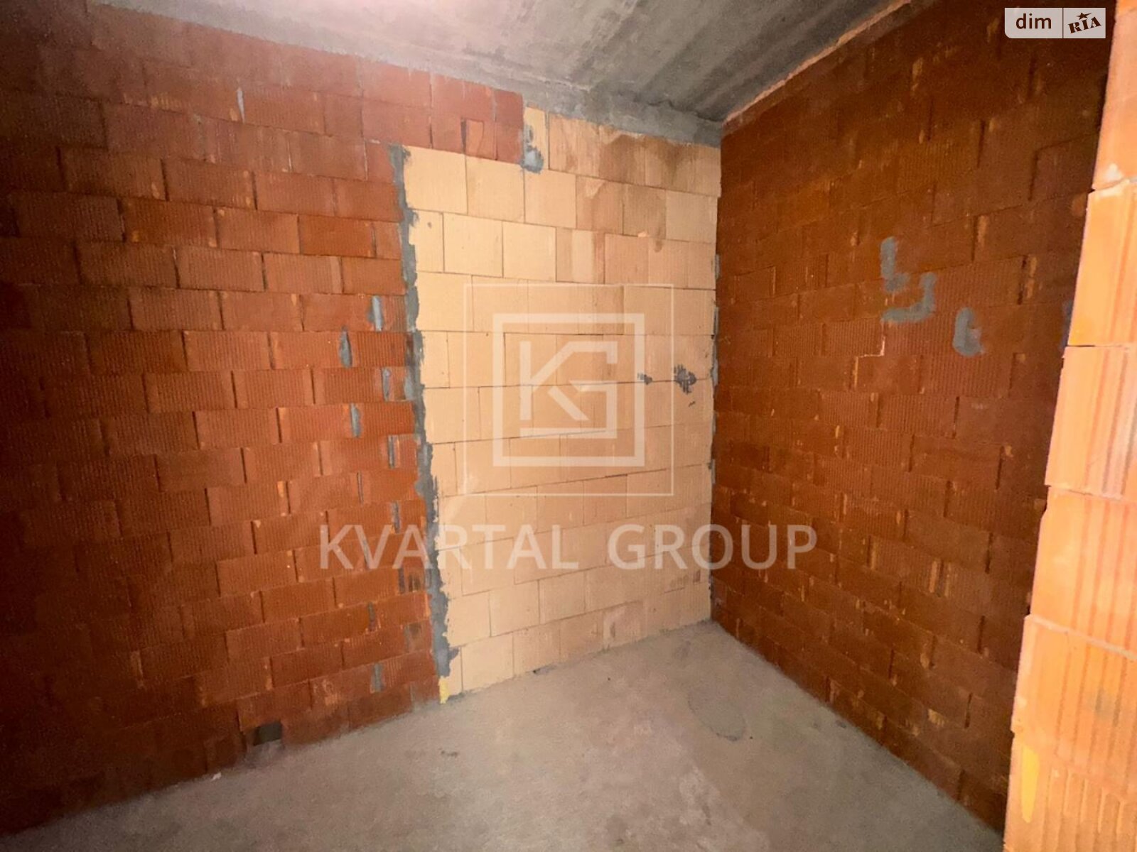 трехэтажный таунхаус, 120 кв. м, кирпич. Продажа в Ирпене район Ирпень фото 1 трехэтажный таунхаус, 120 кв. м, кирпич. Продажа в Ирпене район Ирпень фото 1