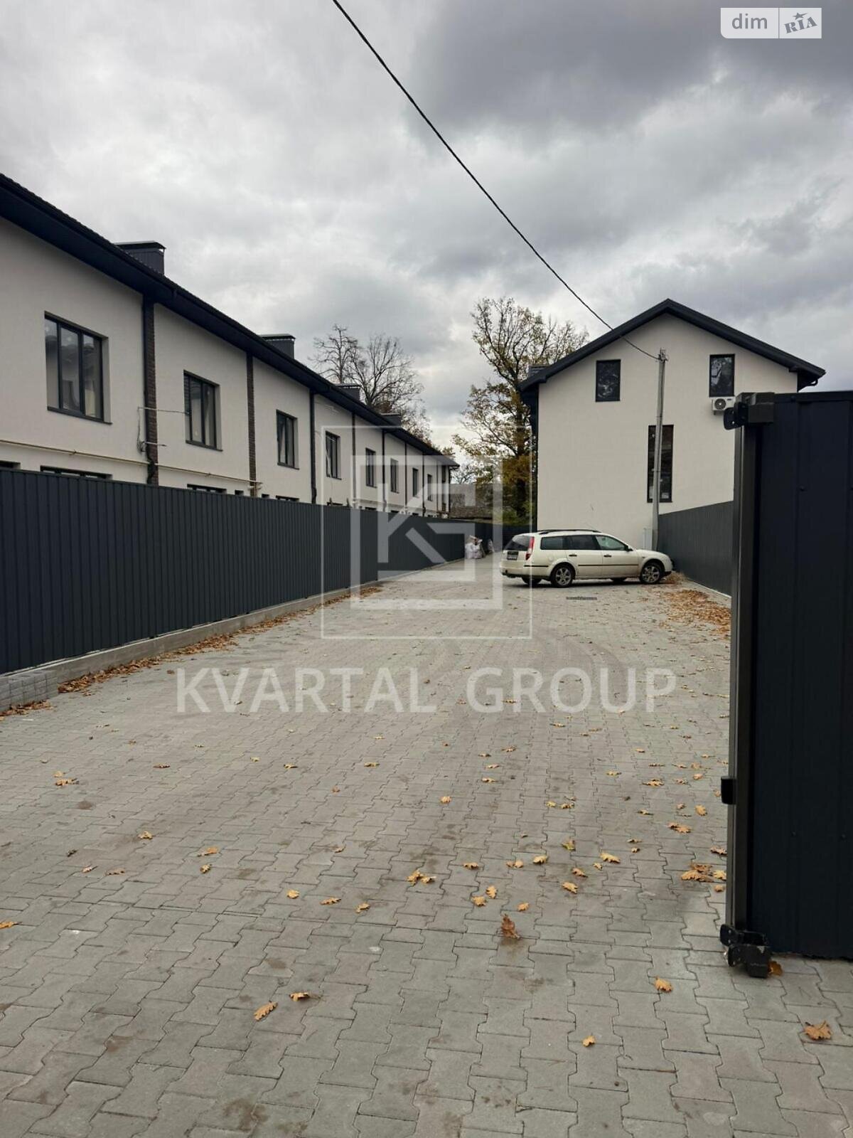 трехэтажный таунхаус, 120 кв. м, кирпич. Продажа в Ирпене район Ирпень фото 1 трехэтажный таунхаус, 120 кв. м, кирпич. Продажа в Ирпене район Ирпень фото 1