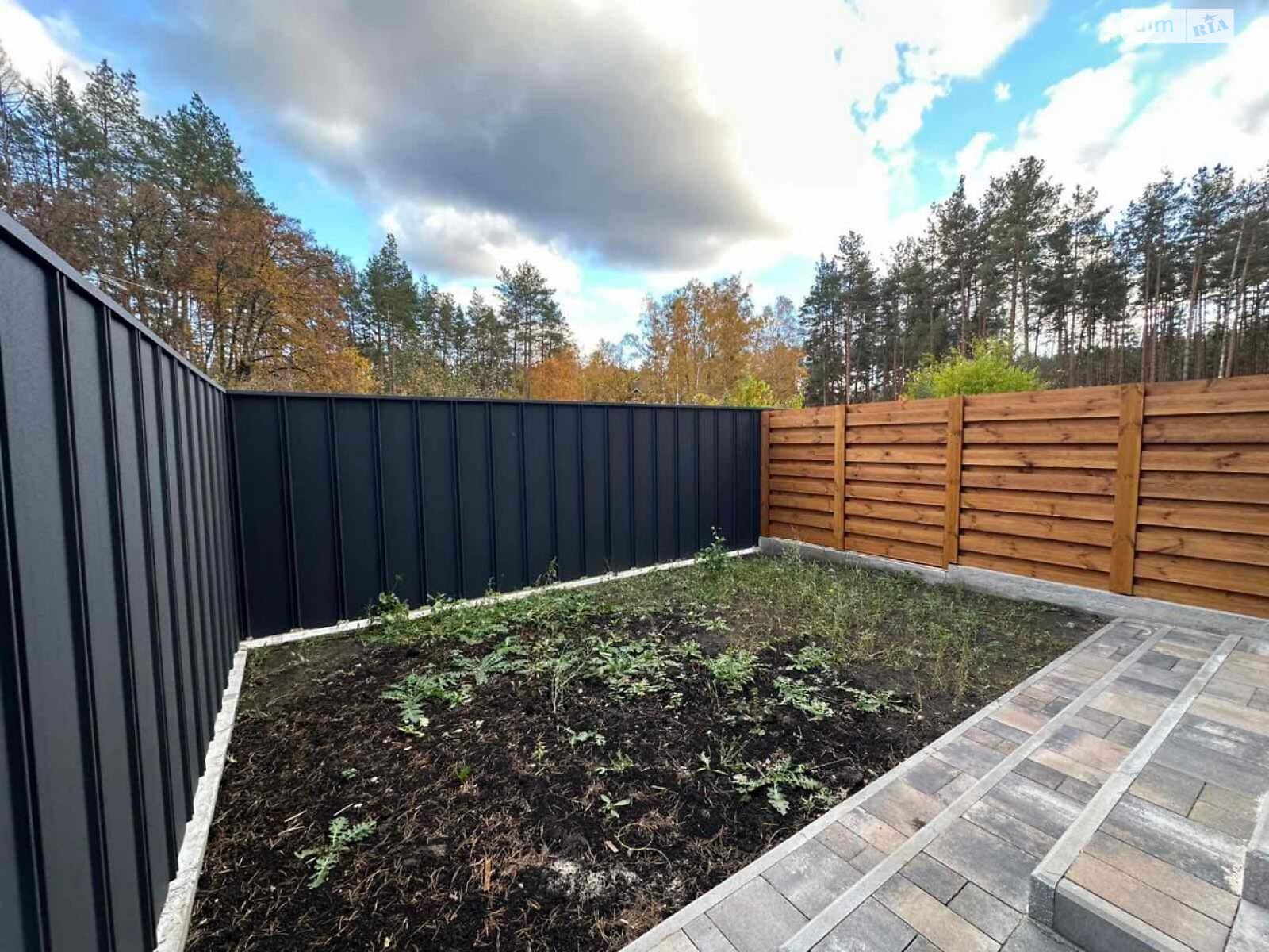 трехэтажный таунхаус, 86 кв. м, пеноблок. Продажа в Ирпене район Ирпень фото 1