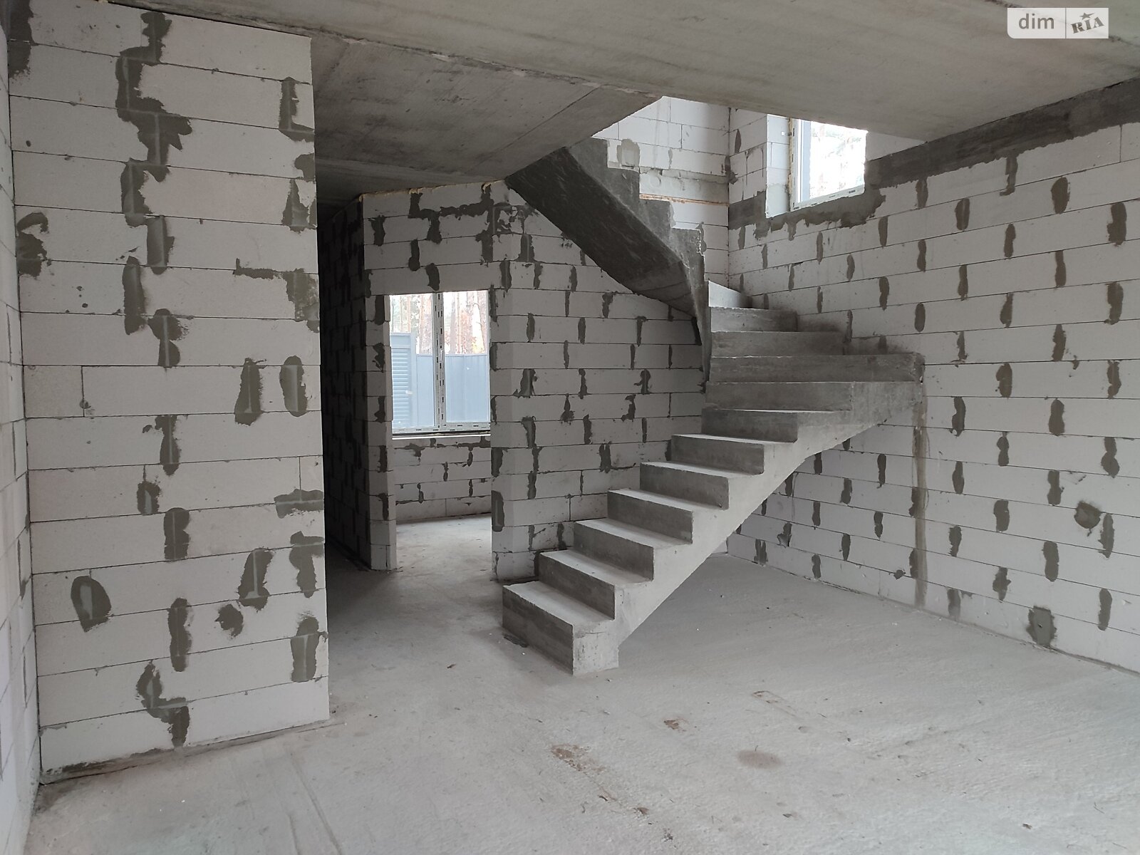 трехэтажный таунхаус, 86 кв. м, пеноблок. Продажа в Ирпене район Ирпень фото 1