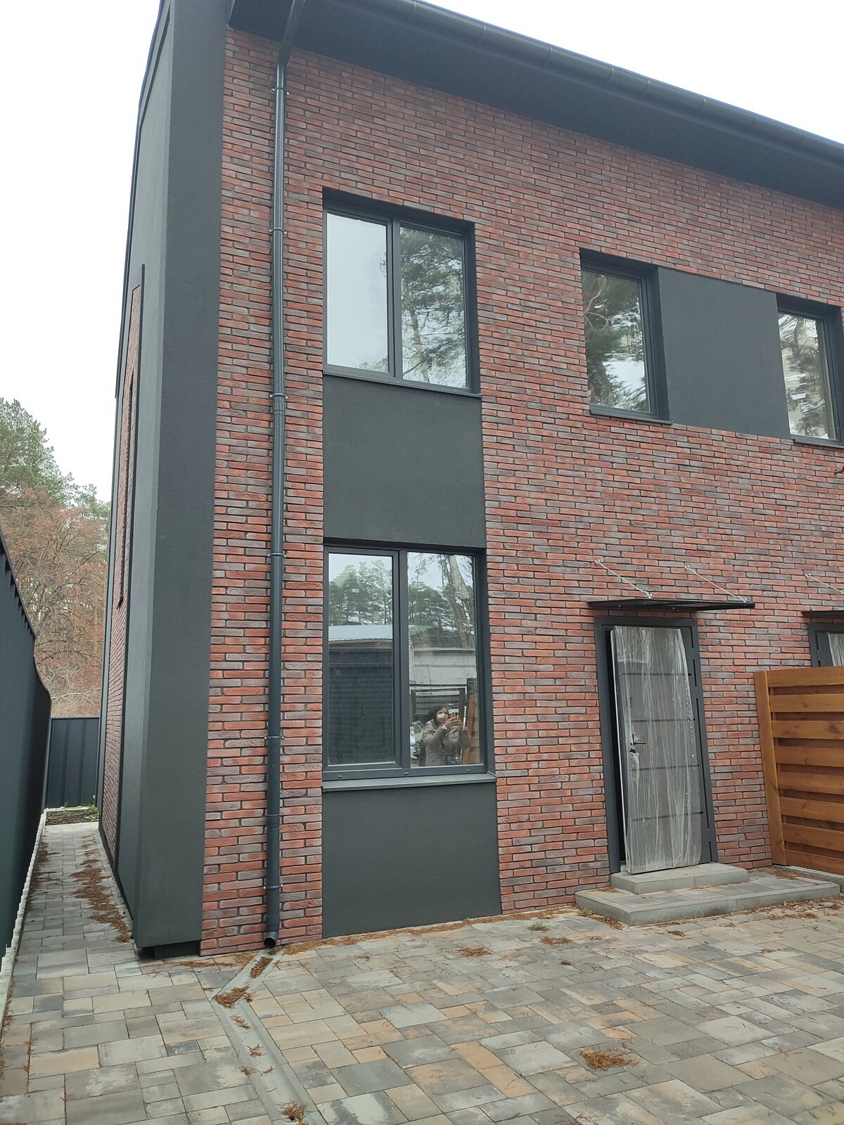 трехэтажный таунхаус, 86 кв. м, пеноблок. Продажа в Ирпене район Ирпень фото 1