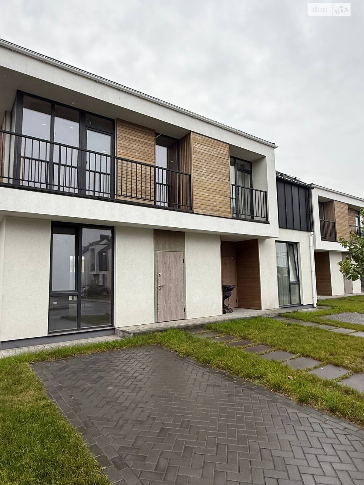 двухэтажный таунхаус, 100 кв. м, керамический блок. Продажа в Ирпене район Ирпень фото 1