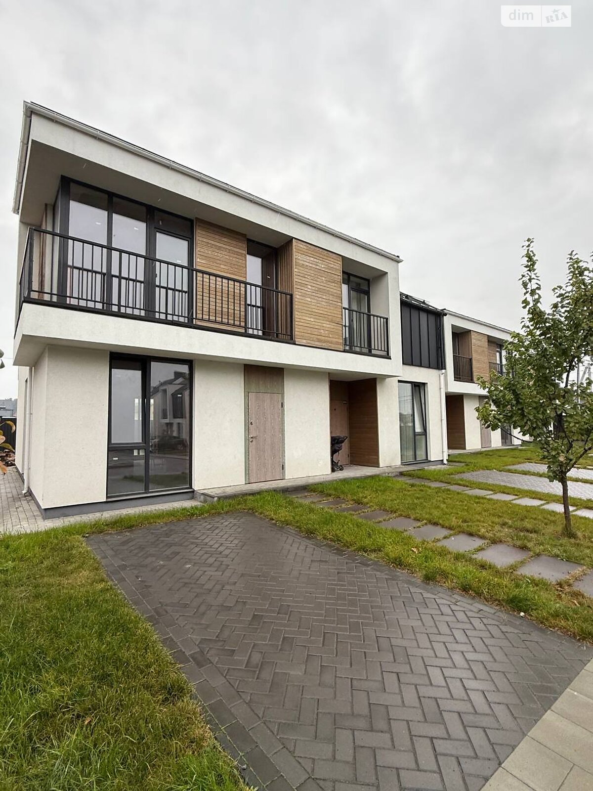 двухэтажный таунхаус, 100 кв. м, керамический блок. Продажа в Ирпене район Ирпень фото 1