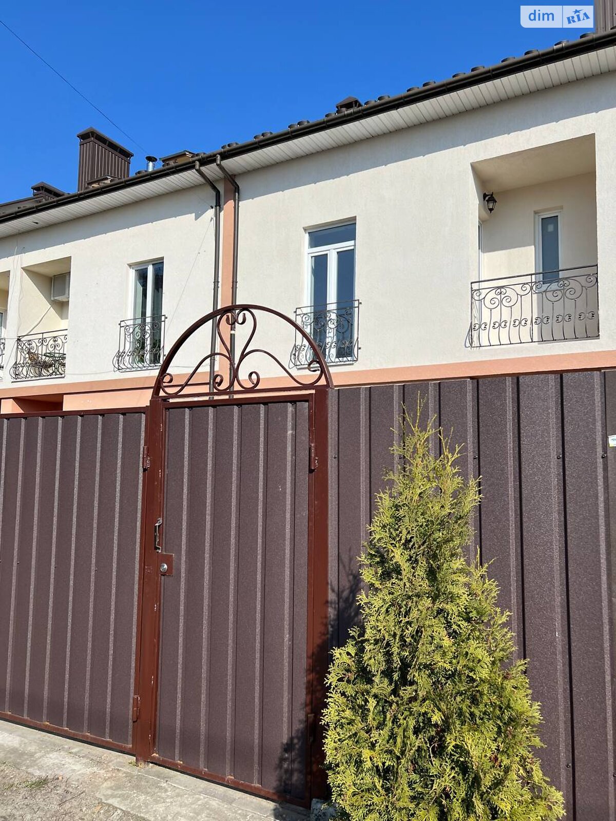 двухэтажный таунхаус, 90.6 кв. м, кирпич. Продажа в Ирпене район Ирпень фото 1 двухэтажный таунхаус, 90.6 кв. м, кирпич. Продажа в Ирпене район Ирпень фото 1
