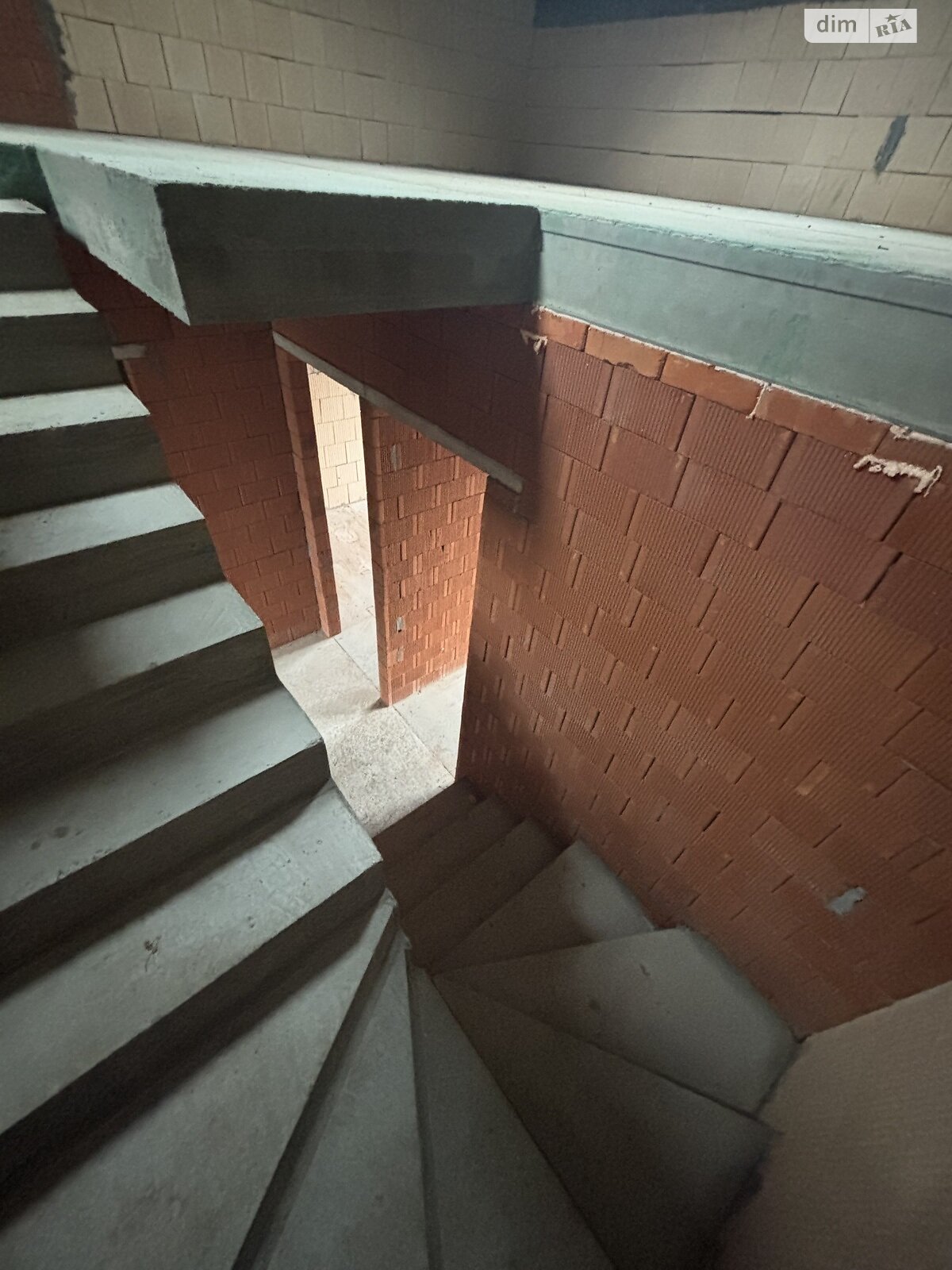 трехэтажный таунхаус, 100 кв. м, кирпич. Продажа в Ирпене район Ирпень фото 1 трехэтажный таунхаус, 100 кв. м, кирпич. Продажа в Ирпене район Ирпень фото 1