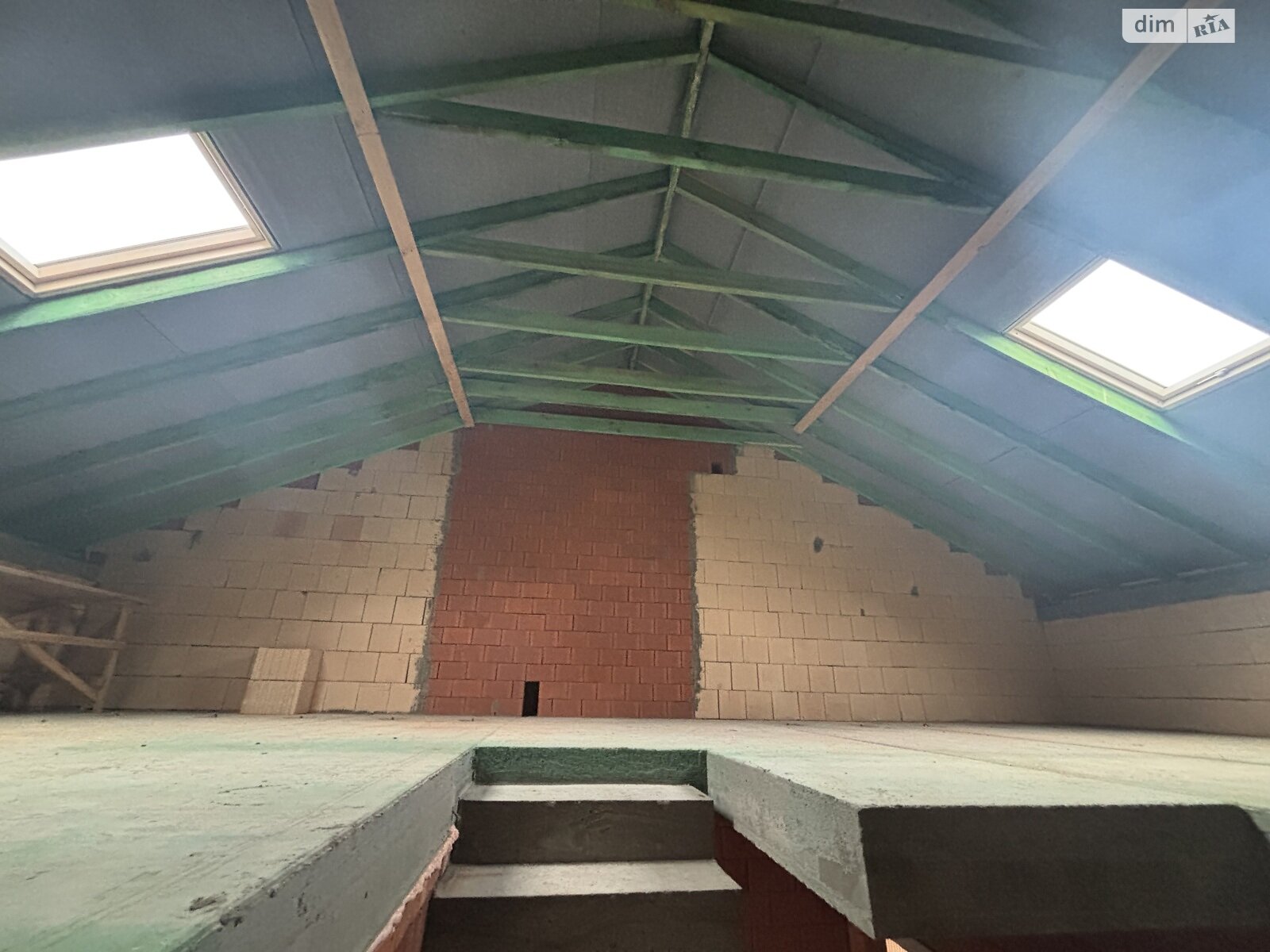 трехэтажный таунхаус, 100 кв. м, кирпич. Продажа в Ирпене район Ирпень фото 1 трехэтажный таунхаус, 100 кв. м, кирпич. Продажа в Ирпене район Ирпень фото 1