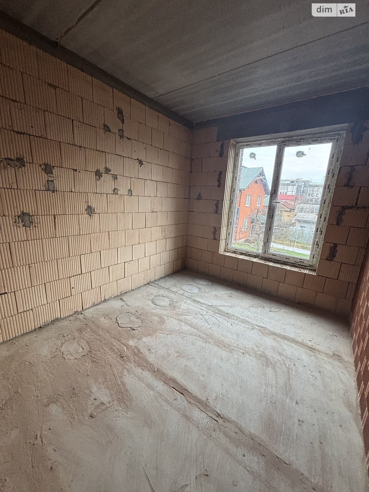 трехэтажный таунхаус, 100 кв. м, кирпич. Продажа в Ирпене район Ирпень фото 1 трехэтажный таунхаус, 100 кв. м, кирпич. Продажа в Ирпене район Ирпень фото 1