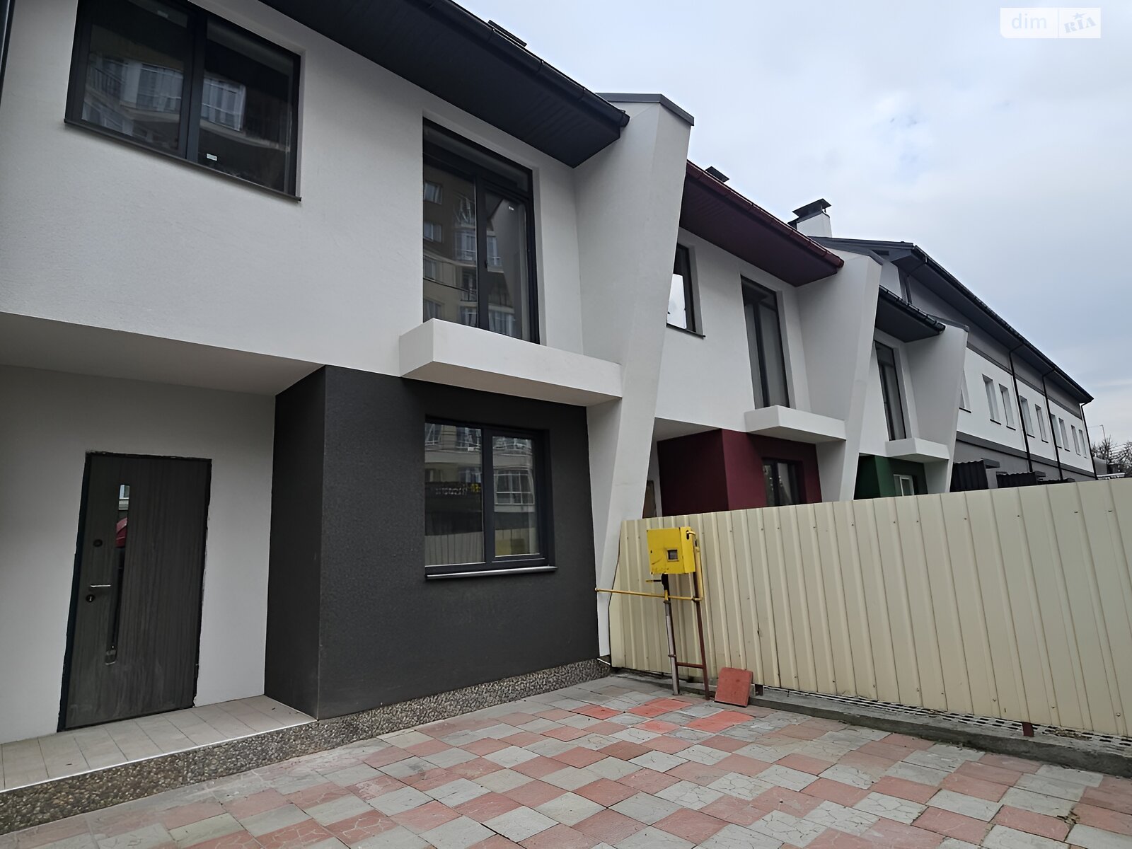 двоповерховий таунхаус, 80.5 кв. м, цегла. Продаж в Ірпені, район Ірпінь фото 1 двоповерховий таунхаус, 80.5 кв. м, цегла. Продаж в Ірпені, район Ірпінь фото 1