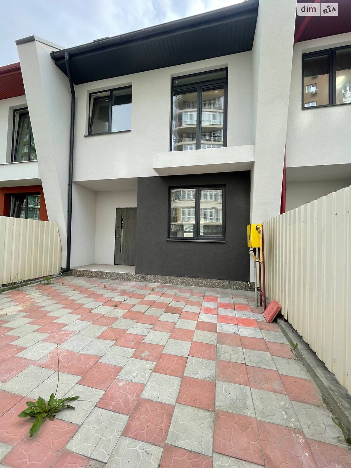 триповерховий таунхаус, 129.8 кв. м, цегла. Продаж в Ірпені, район Ірпінь фото 1 триповерховий таунхаус, 129.8 кв. м, цегла. Продаж в Ірпені, район Ірпінь фото 1