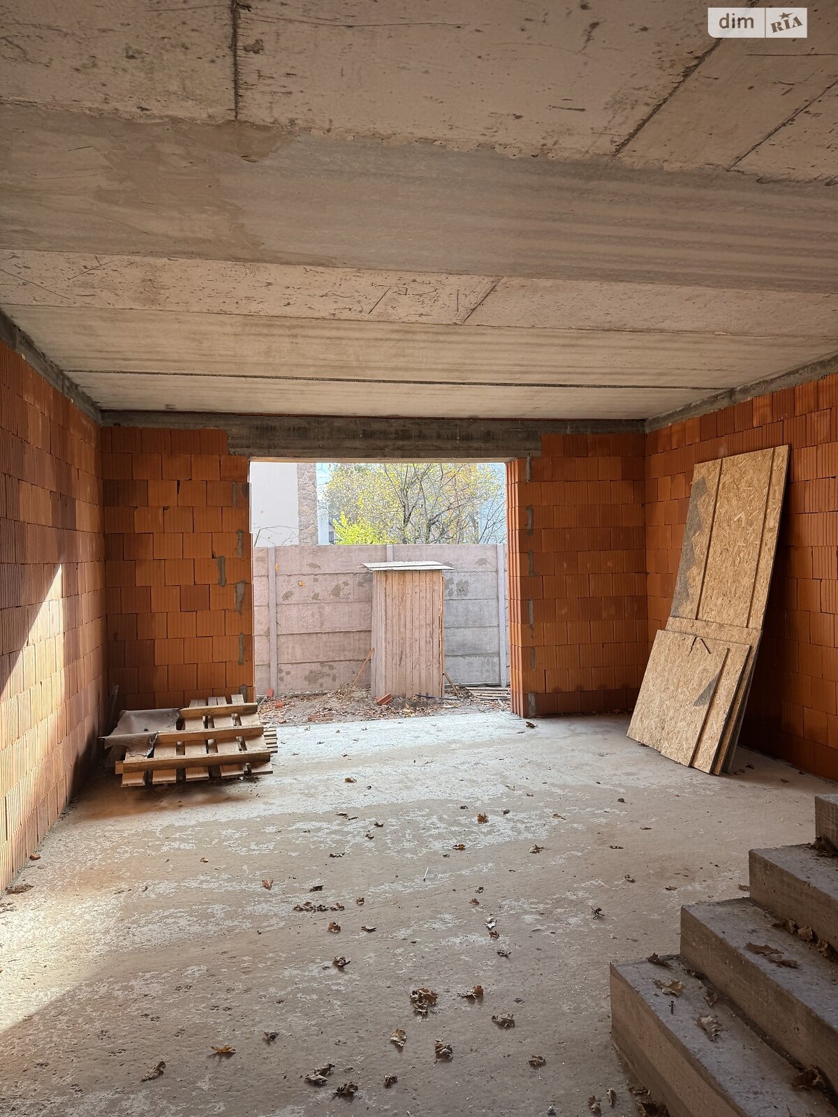 двухэтажный таунхаус, 103 кв. м, кирпич. Продажа в Ирпене район Ирпень фото 1 двухэтажный таунхаус, 103 кв. м, кирпич. Продажа в Ирпене район Ирпень фото 1