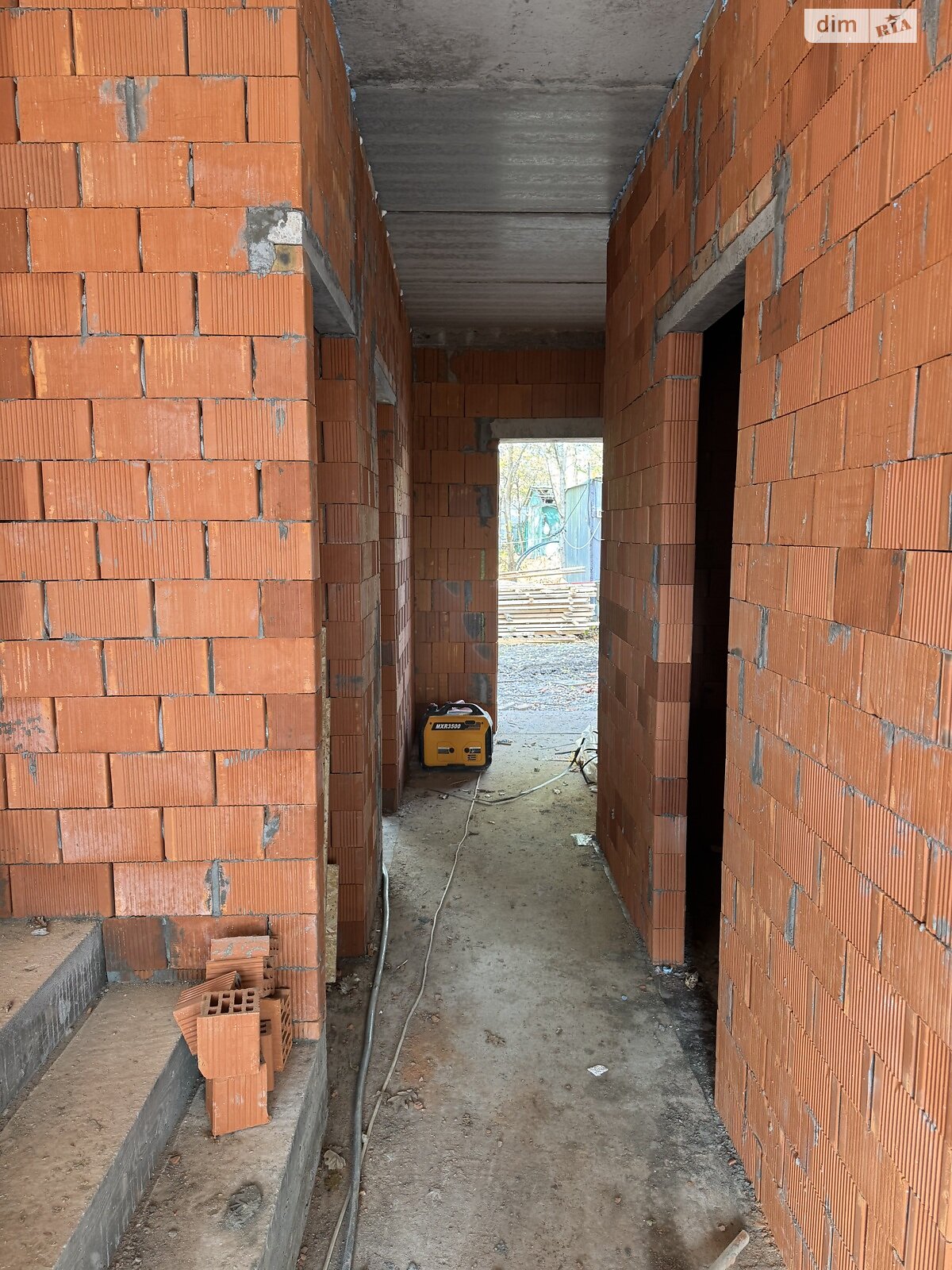 двухэтажный таунхаус, 103 кв. м, кирпич. Продажа в Ирпене район Ирпень фото 1 двухэтажный таунхаус, 103 кв. м, кирпич. Продажа в Ирпене район Ирпень фото 1