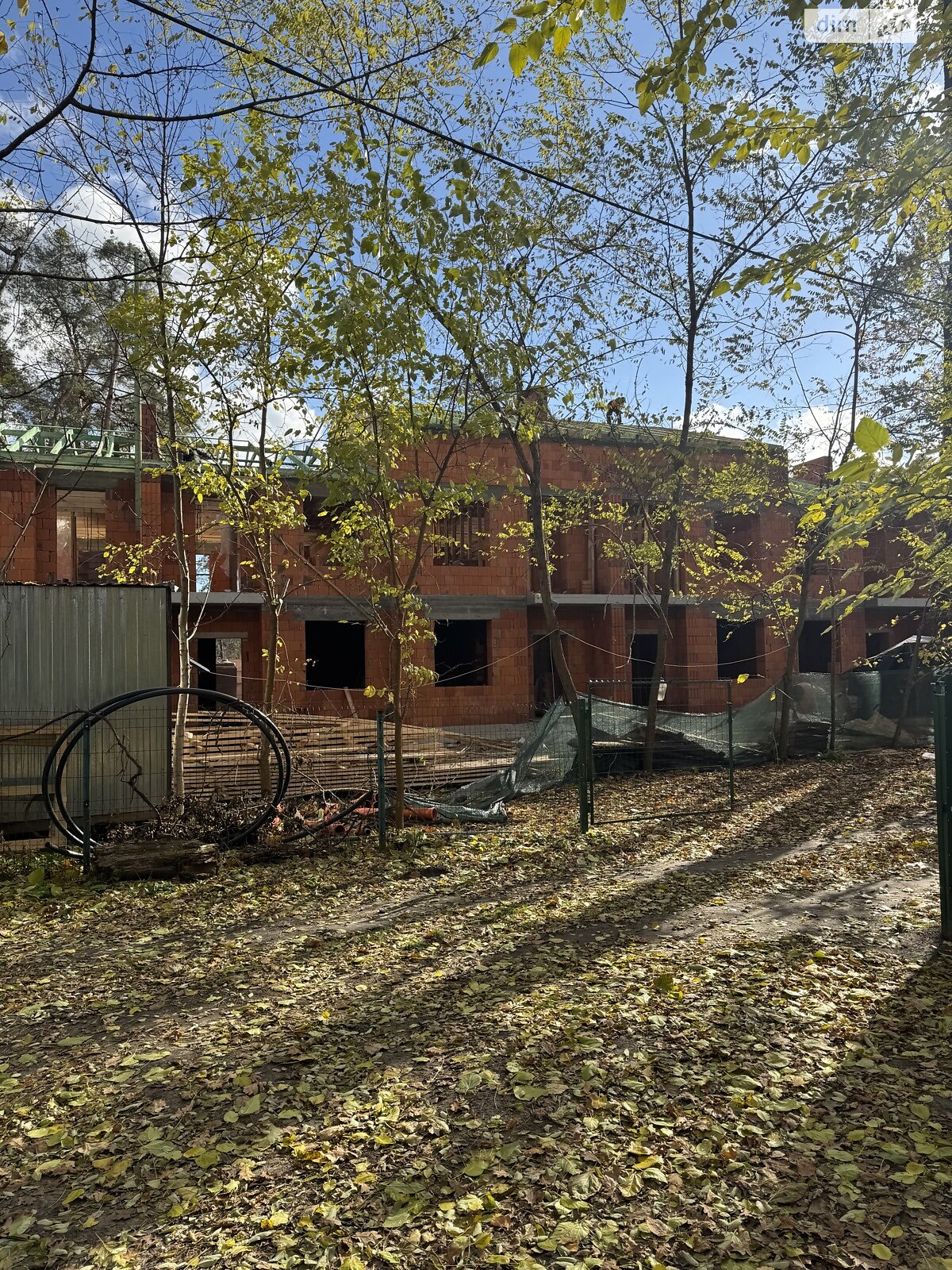 двухэтажный таунхаус, 103 кв. м, кирпич. Продажа в Ирпене район Ирпень фото 1 двухэтажный таунхаус, 103 кв. м, кирпич. Продажа в Ирпене район Ирпень фото 1