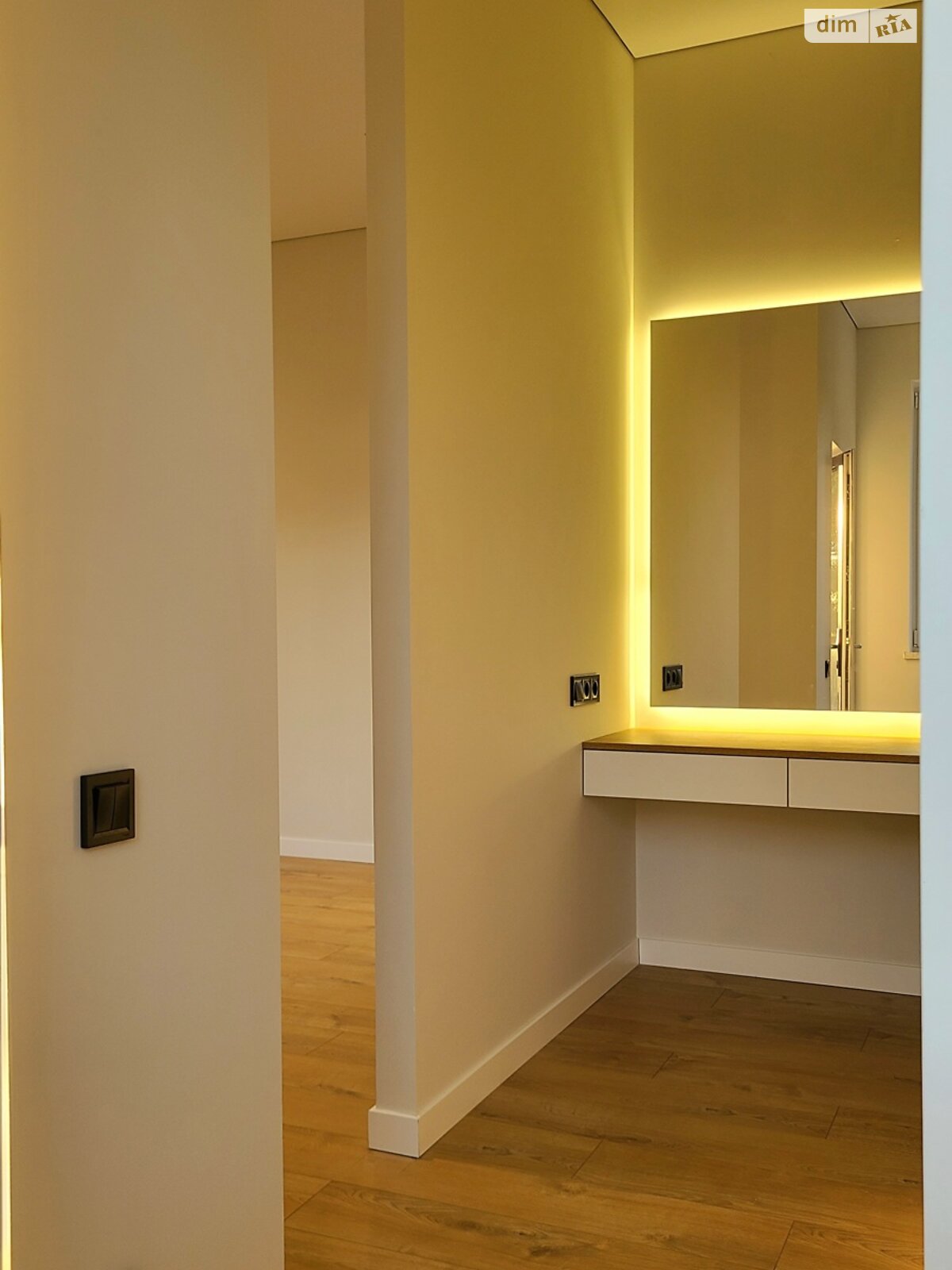 двухэтажный таунхаус, 124 кв. м, кирпич. Продажа в Ирпене фото 1 двухэтажный таунхаус, 124 кв. м, кирпич. Продажа в Ирпене фото 1