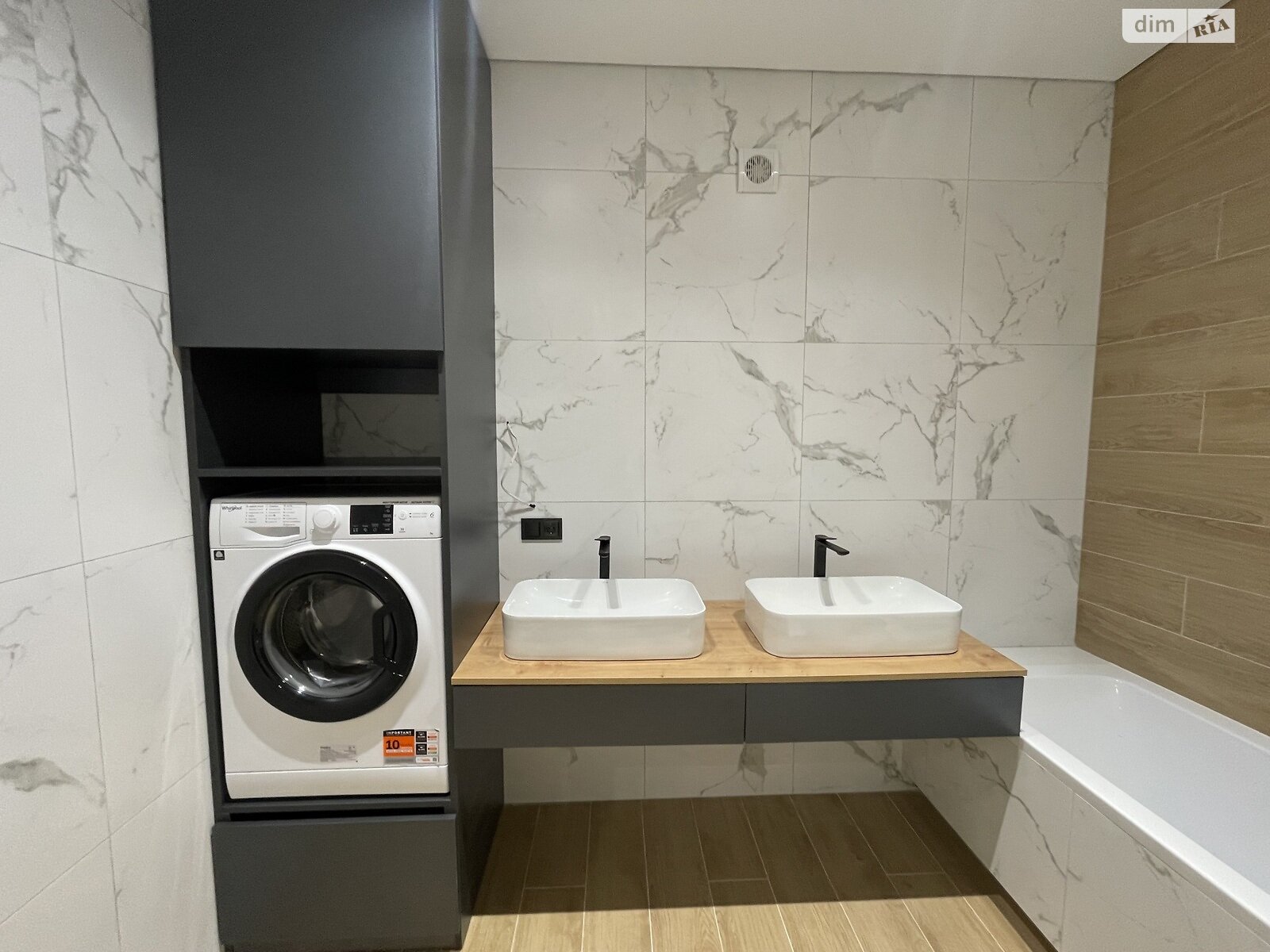 двухэтажный таунхаус, 124 кв. м, кирпич. Продажа в Ирпене фото 1 двухэтажный таунхаус, 124 кв. м, кирпич. Продажа в Ирпене фото 1