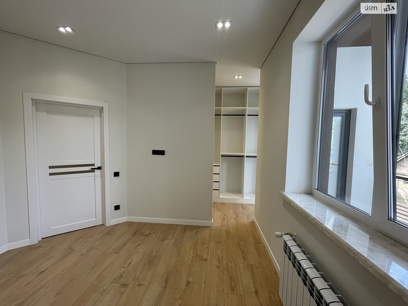 двухэтажный таунхаус, 124 кв. м, кирпич. Продажа в Ирпене фото 1 двухэтажный таунхаус, 124 кв. м, кирпич. Продажа в Ирпене фото 1