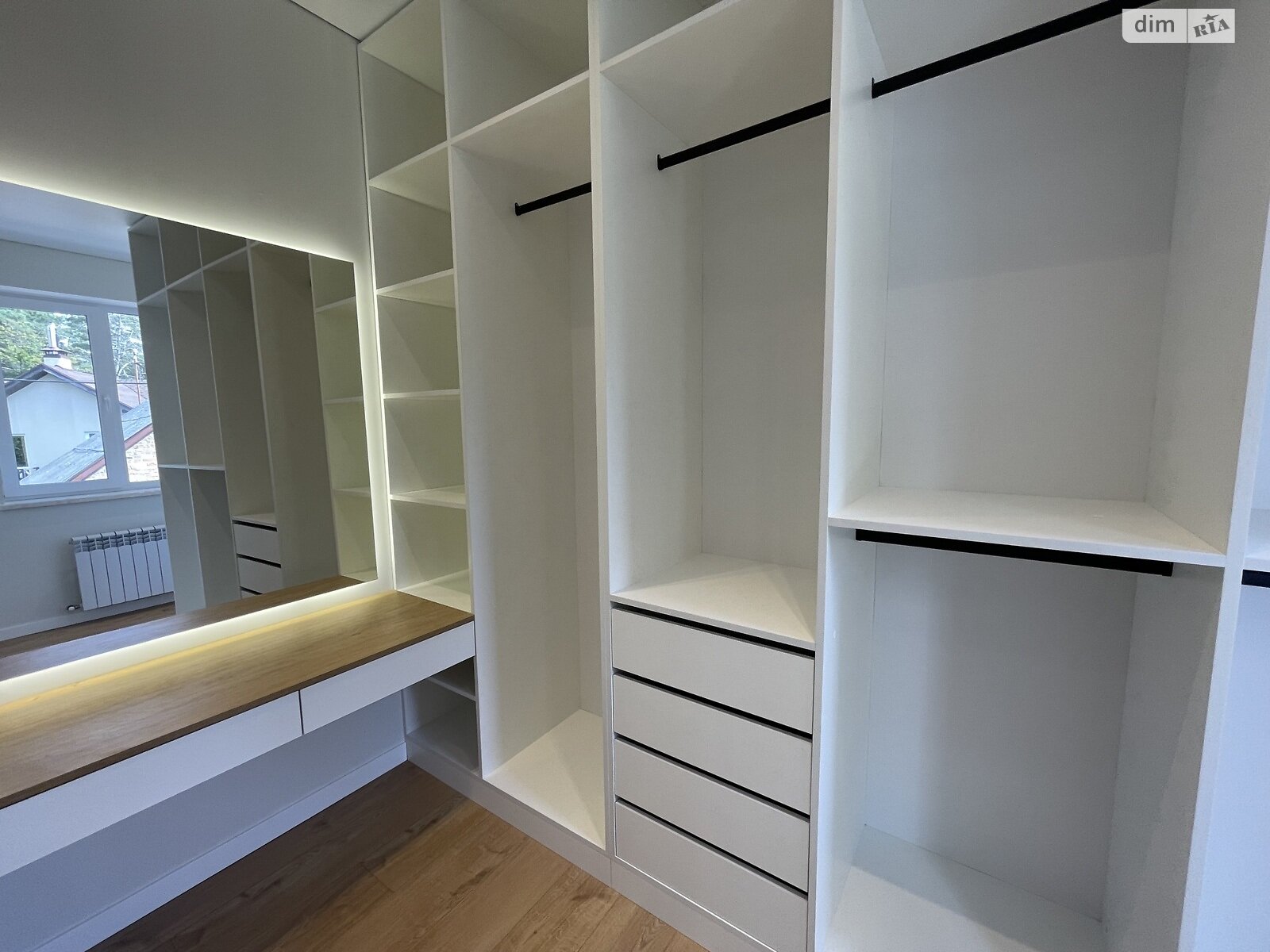 двухэтажный таунхаус, 124 кв. м, кирпич. Продажа в Ирпене фото 1 двухэтажный таунхаус, 124 кв. м, кирпич. Продажа в Ирпене фото 1