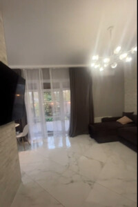 трехэтажный таунхаус, 120 кв. м, кирпич. Продажа в Ирпене фото 2