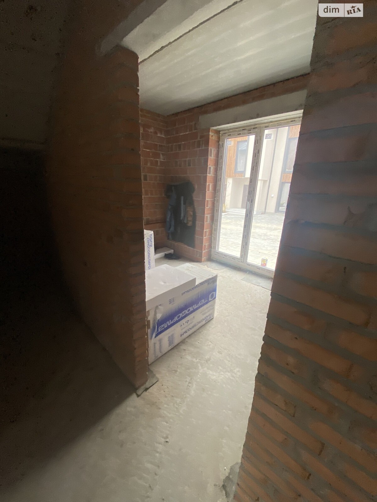 двухэтажный таунхаус, 100 кв. м, кирпич. Продажа в Ирпене фото 1