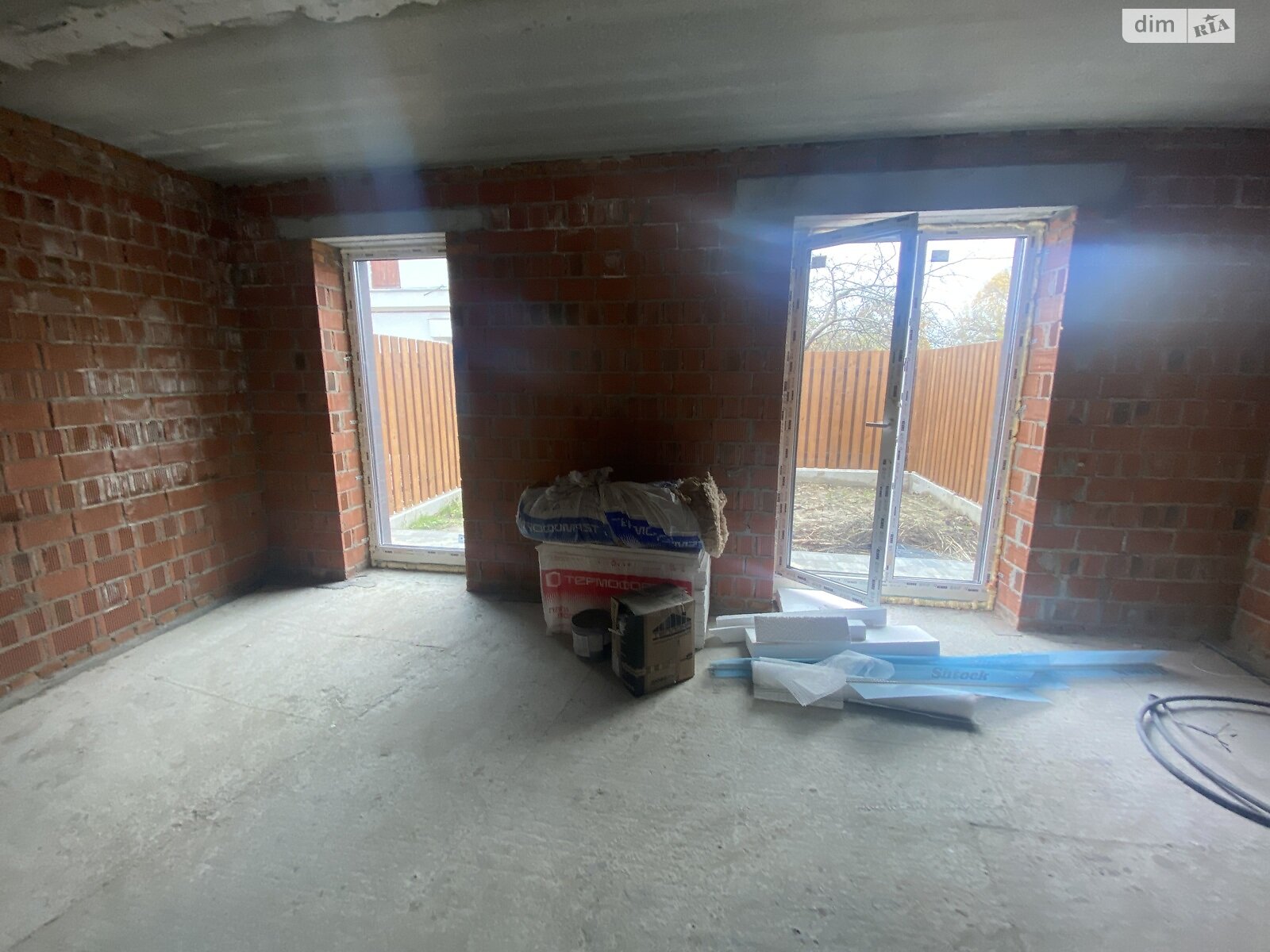 двухэтажный таунхаус, 100 кв. м, кирпич. Продажа в Ирпене фото 1