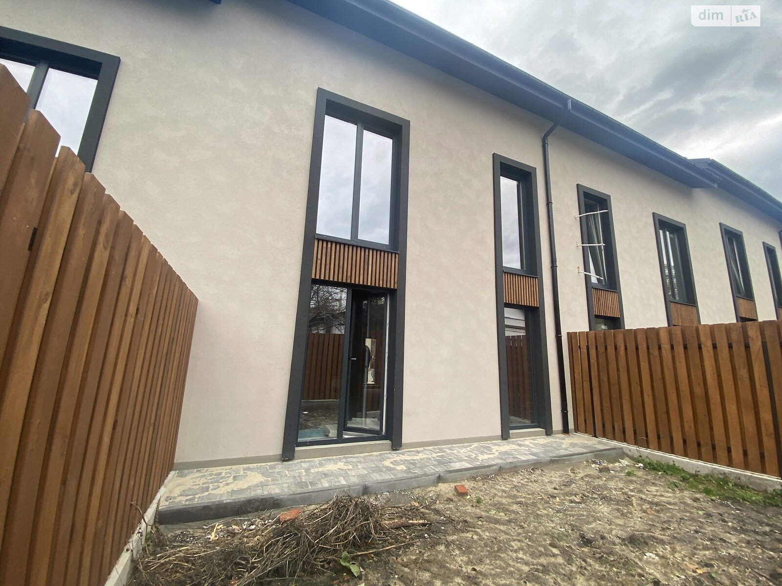 двухэтажный таунхаус, 100 кв. м, кирпич. Продажа в Ирпене фото 1