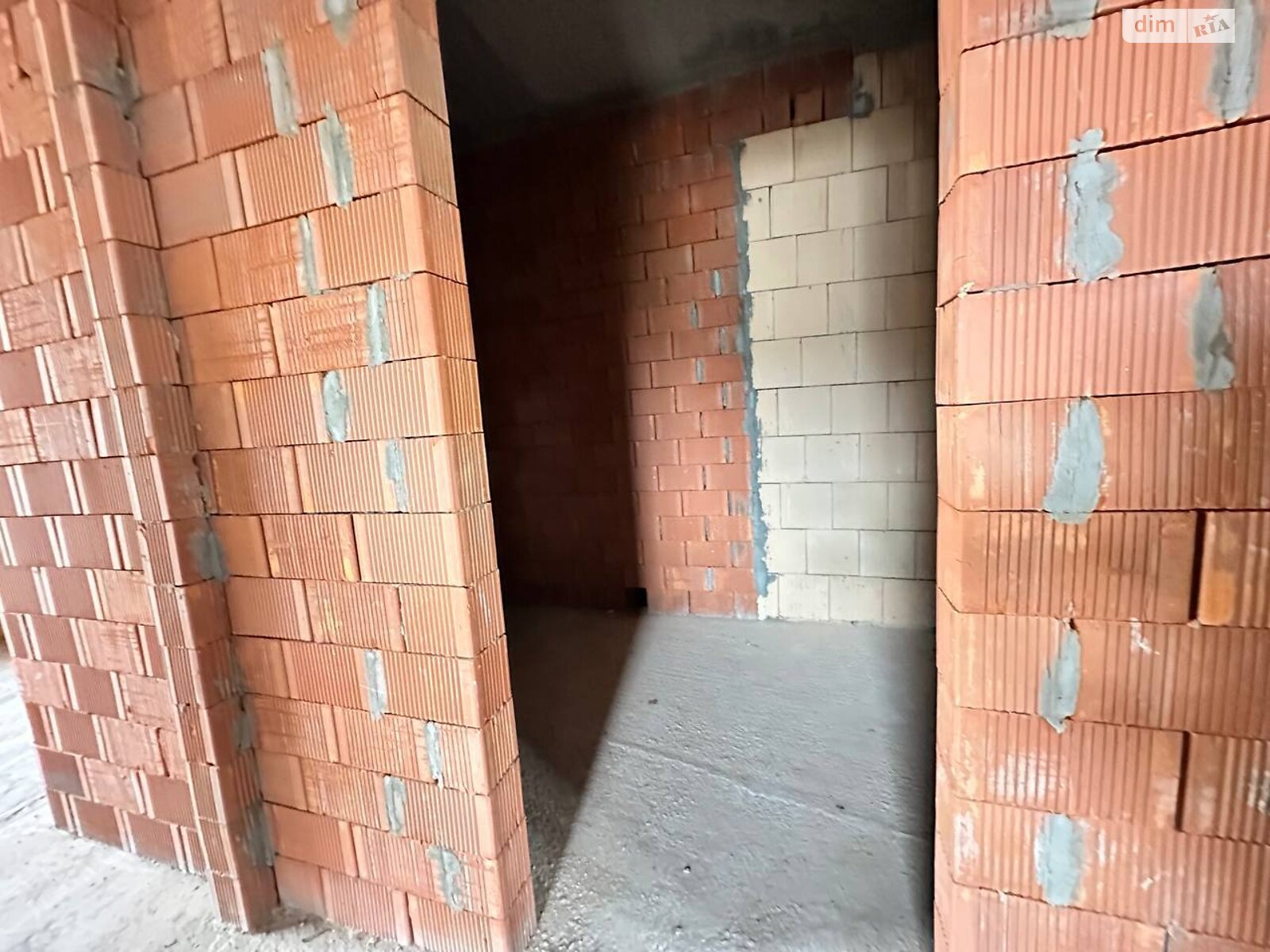 триповерховий таунхаус, 90 кв. м, кирпич. Продаж у Ірпені фото 1 триповерховий таунхаус, 90 кв. м, кирпич. Продаж у Ірпені фото 1