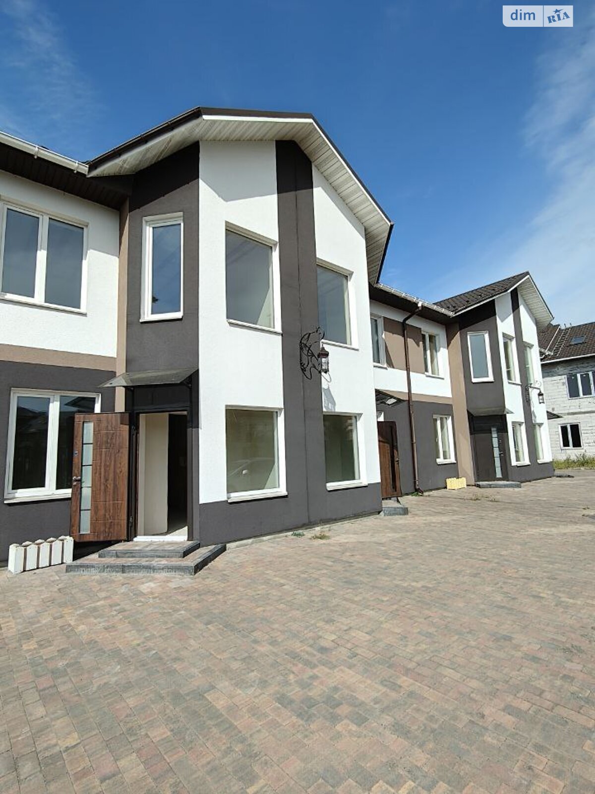 двухэтажный таунхаус, 115 кв. м, кирпич. Продажа в Ирпене фото 1 двухэтажный таунхаус, 115 кв. м, кирпич. Продажа в Ирпене фото 1