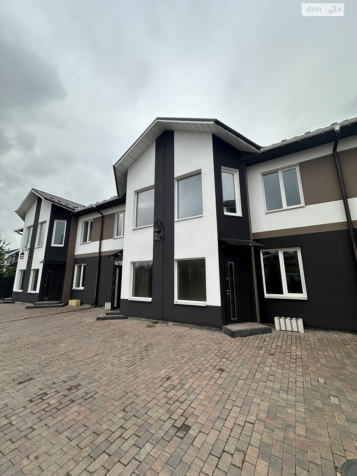 двоповерховий таунхаус, 115 кв. м, цегла. Продаж у Ірпені фото 1 двоповерховий таунхаус, 115 кв. м, цегла. Продаж у Ірпені фото 1