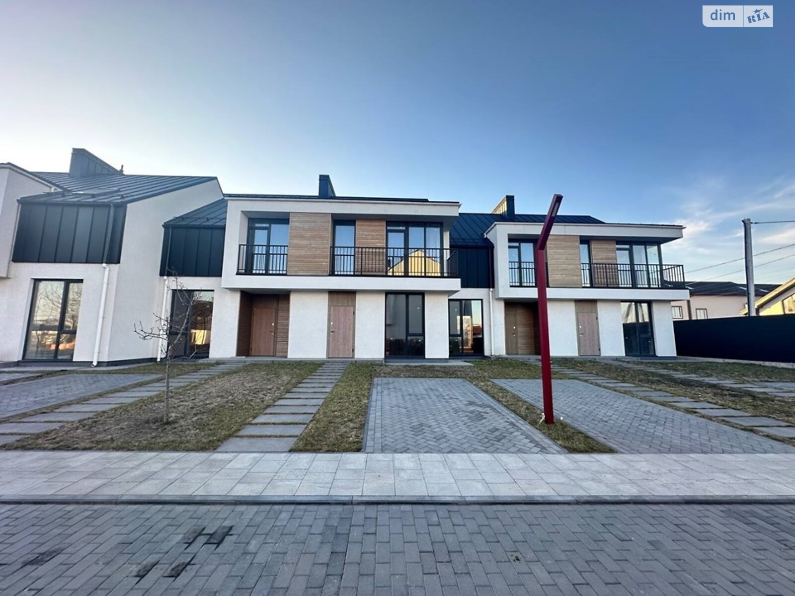 двухэтажный таунхаус, 107 кв. м, кирпич. Продажа в Ирпене фото 1