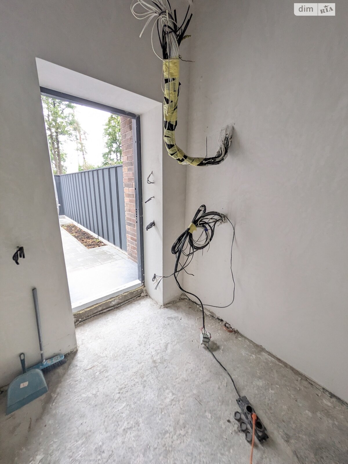 триповерховий таунхаус, 150 кв. м, кирпич. Продаж у Ірпені фото 1 триповерховий таунхаус, 150 кв. м, кирпич. Продаж у Ірпені фото 1