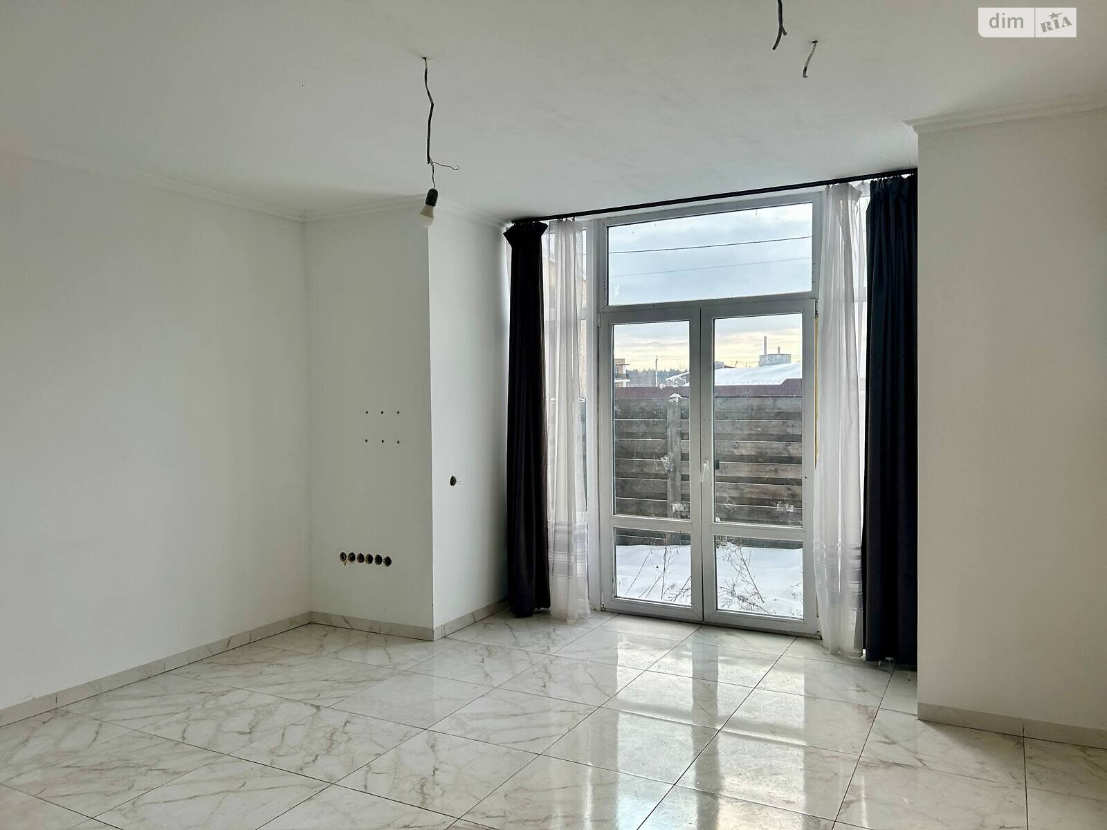 трехэтажный таунхаус, 115 кв. м, кирпич. Продажа в Ирпене район Святошино фото 1 трехэтажный таунхаус, 115 кв. м, кирпич. Продажа в Ирпене район Святошино фото 1