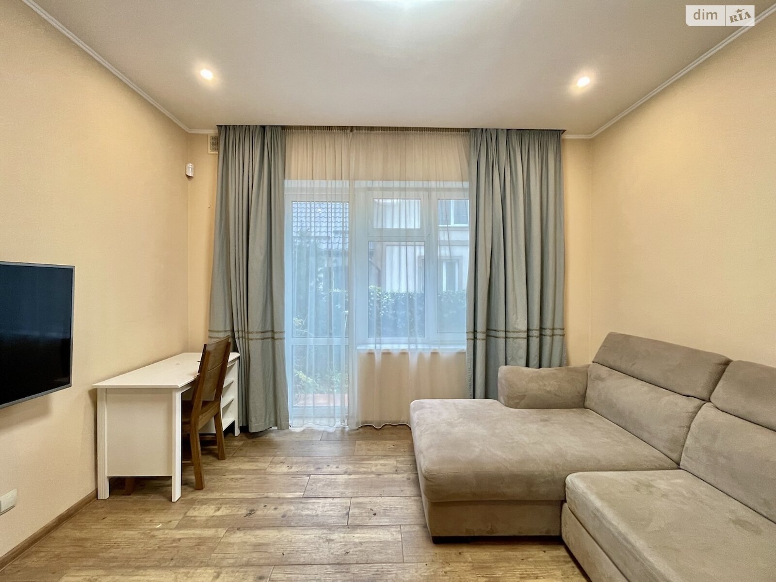 двухэтажный таунхаус, 73.2 кв. м, кирпич. Продажа в Ирпене фото 1 двухэтажный таунхаус, 73.2 кв. м, кирпич. Продажа в Ирпене фото 1