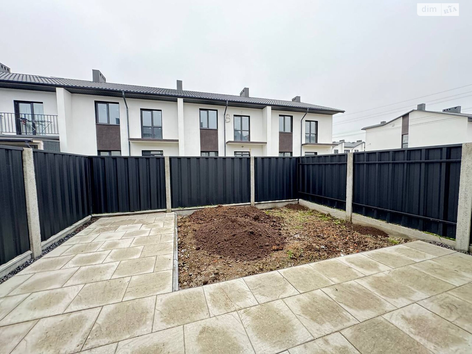 двоповерховий таунхаус без меблів, 125 кв. м, цегла. Продаж у Івано-Франківську фото 1 двоповерховий таунхаус без меблів, 125 кв. м, цегла. Продаж у Івано-Франківську фото 1