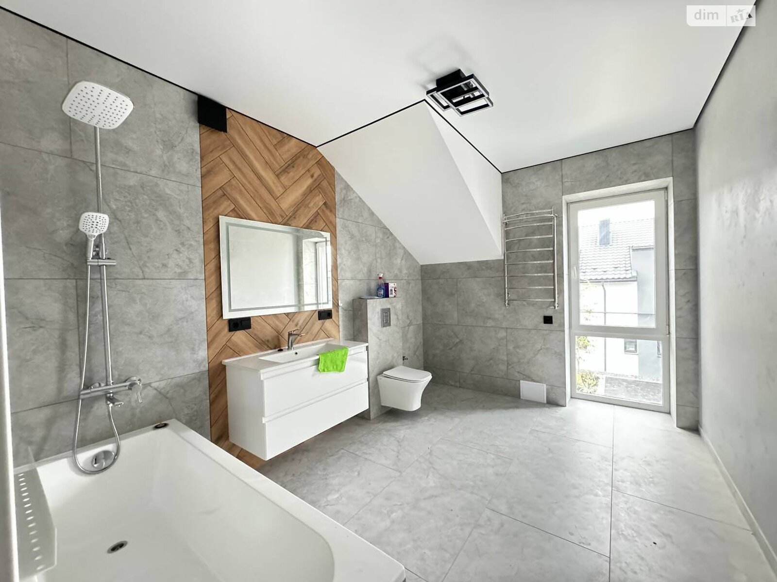 двоповерховий таунхаус без меблів, 125 кв. м, цегла. Продаж у Івано-Франківську фото 1 двоповерховий таунхаус без меблів, 125 кв. м, цегла. Продаж у Івано-Франківську фото 1