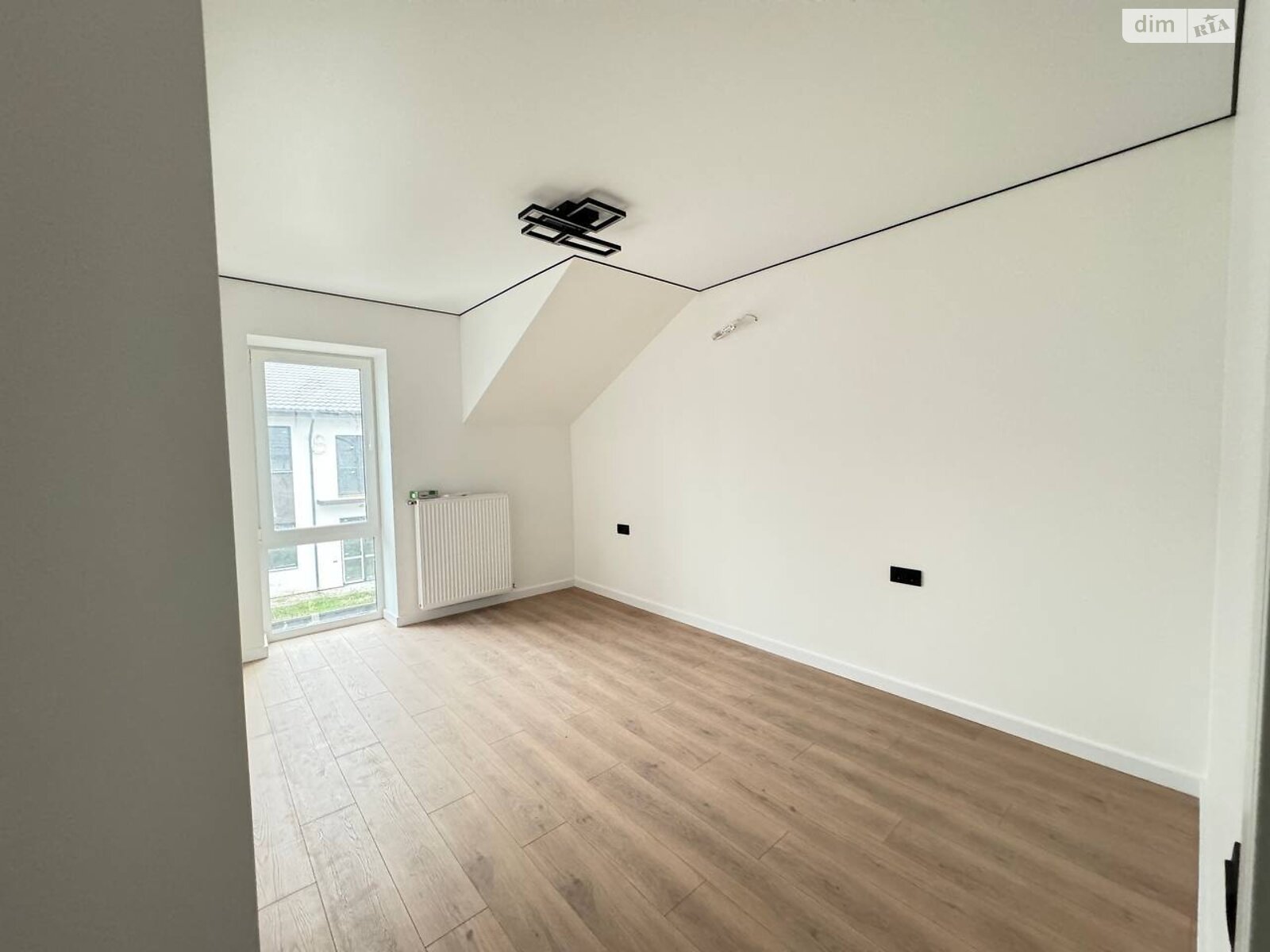 двоповерховий таунхаус без меблів, 125 кв. м, цегла. Продаж у Івано-Франківську фото 1 двоповерховий таунхаус без меблів, 125 кв. м, цегла. Продаж у Івано-Франківську фото 1