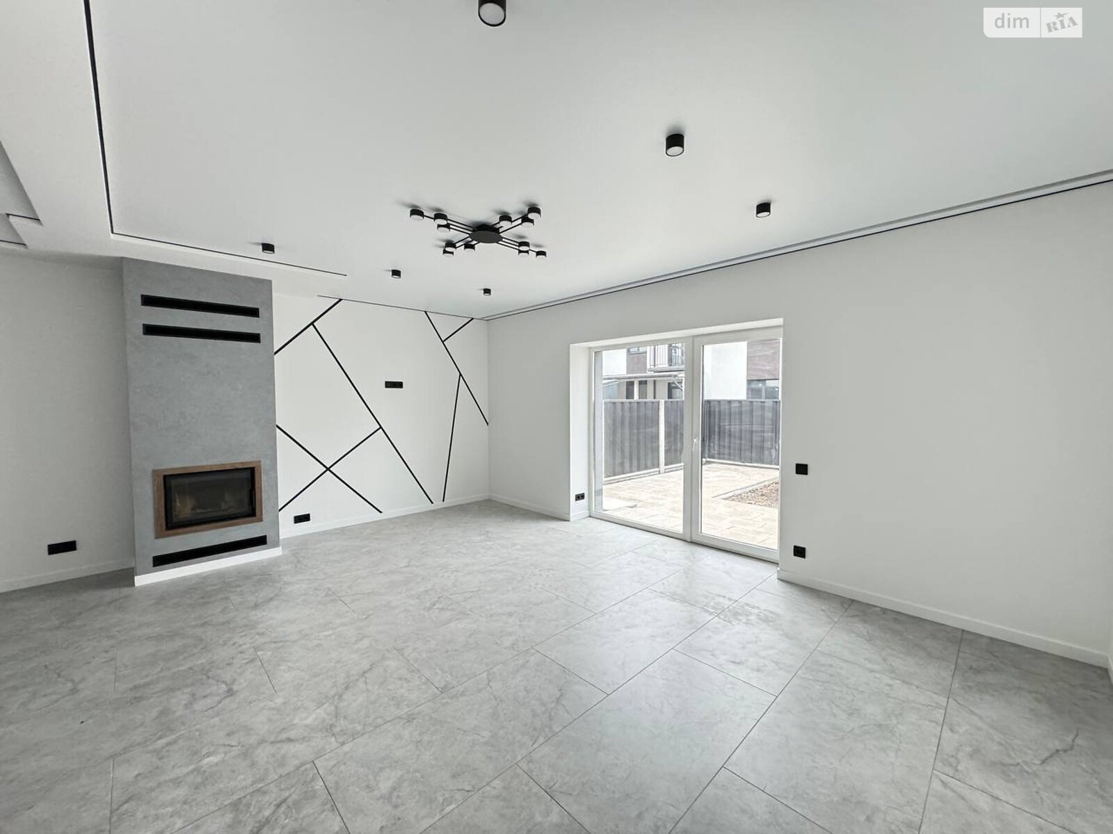 двоповерховий таунхаус без меблів, 125 кв. м, цегла. Продаж у Івано-Франківську фото 1 двоповерховий таунхаус без меблів, 125 кв. м, цегла. Продаж у Івано-Франківську фото 1