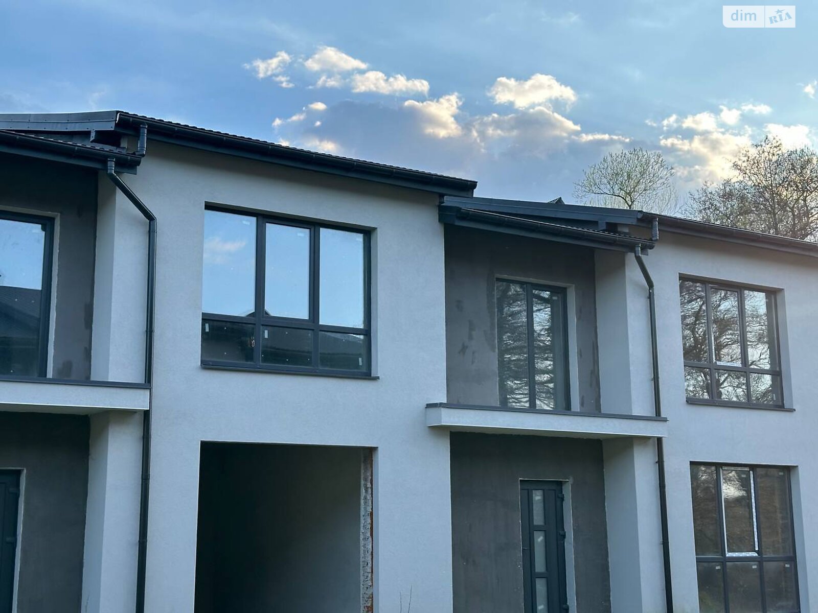 двоповерховий таунхаус, 133 кв. м, цегла. Продаж в Івано-Франківську, район Центр фото 1 двоповерховий таунхаус, 133 кв. м, цегла. Продаж в Івано-Франківську, район Центр фото 1