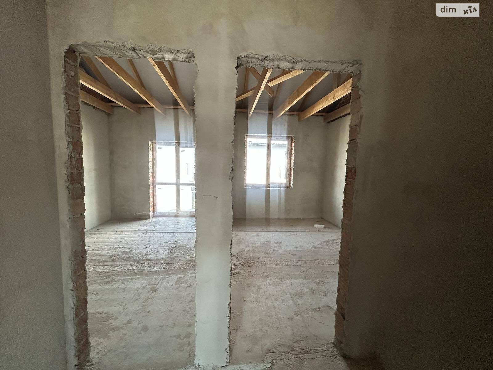 двухэтажный таунхаус, 120 кв. м, кирпич. Продажа в Криховцах фото 1 двухэтажный таунхаус, 120 кв. м, кирпич. Продажа в Криховцах фото 1