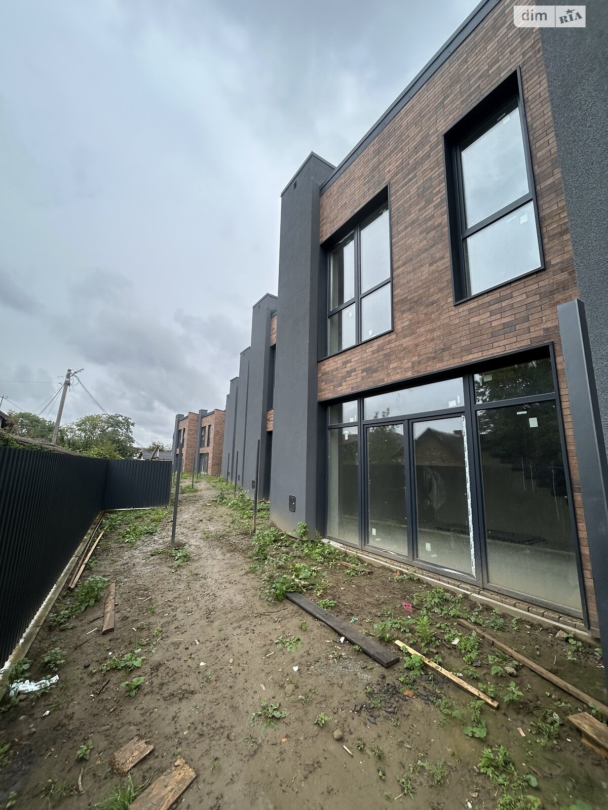 двухэтажный таунхаус, 121 кв. м, кирпич. Продажа в Ивано-Франковске фото 1
