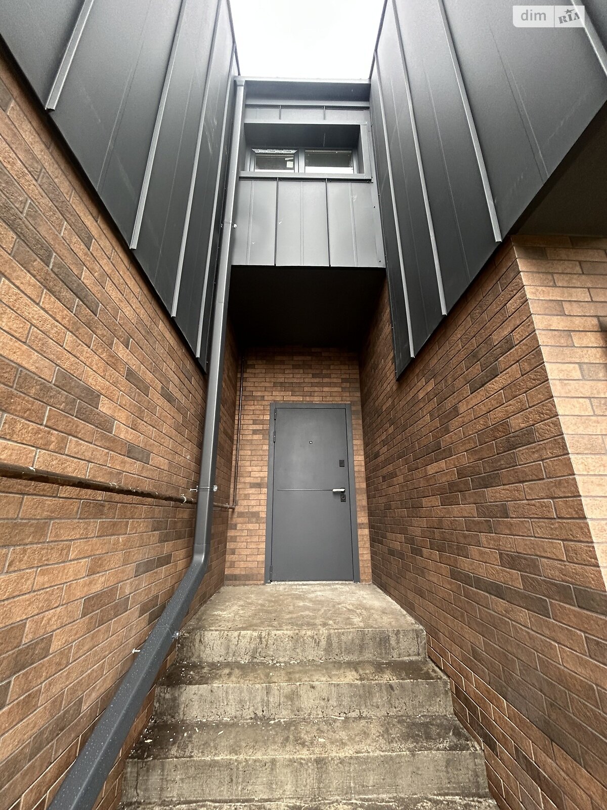 двухэтажный таунхаус, 121 кв. м, кирпич. Продажа в Ивано-Франковске фото 1