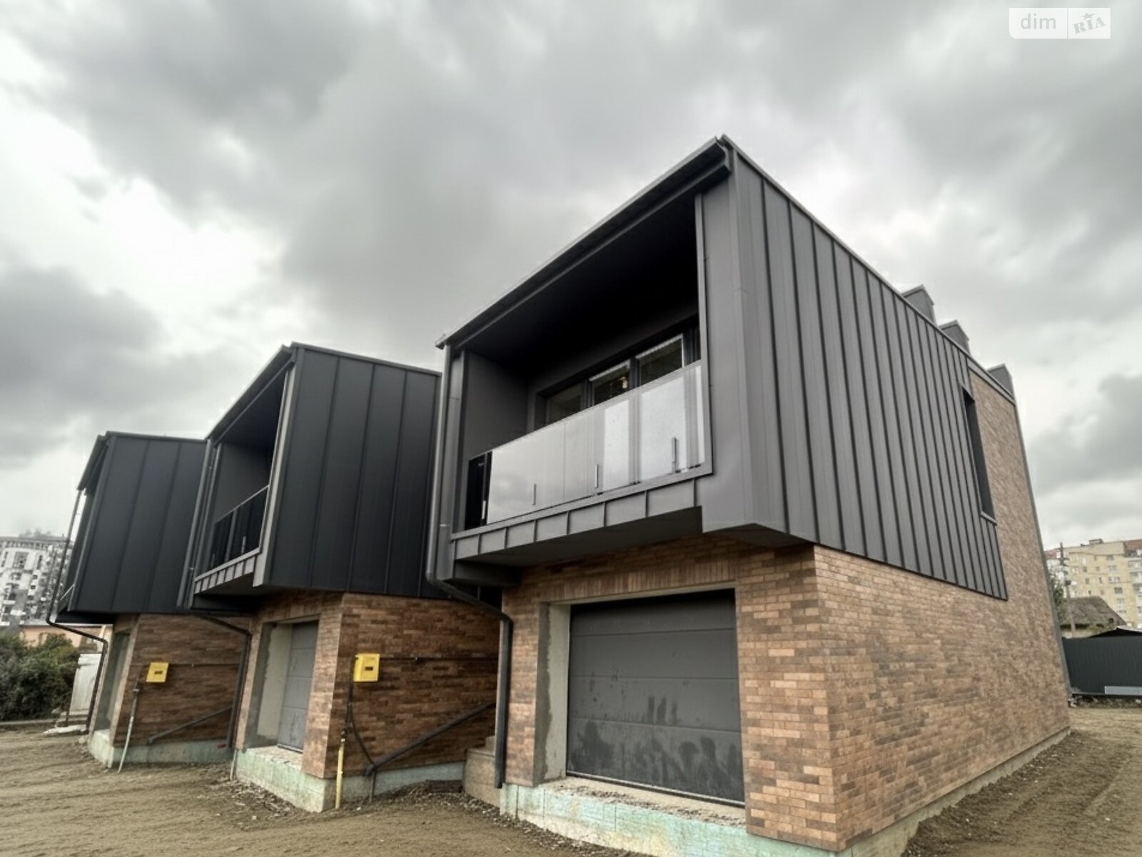 двухэтажный таунхаус, 121 кв. м, кирпич. Продажа в Ивано-Франковске фото 1