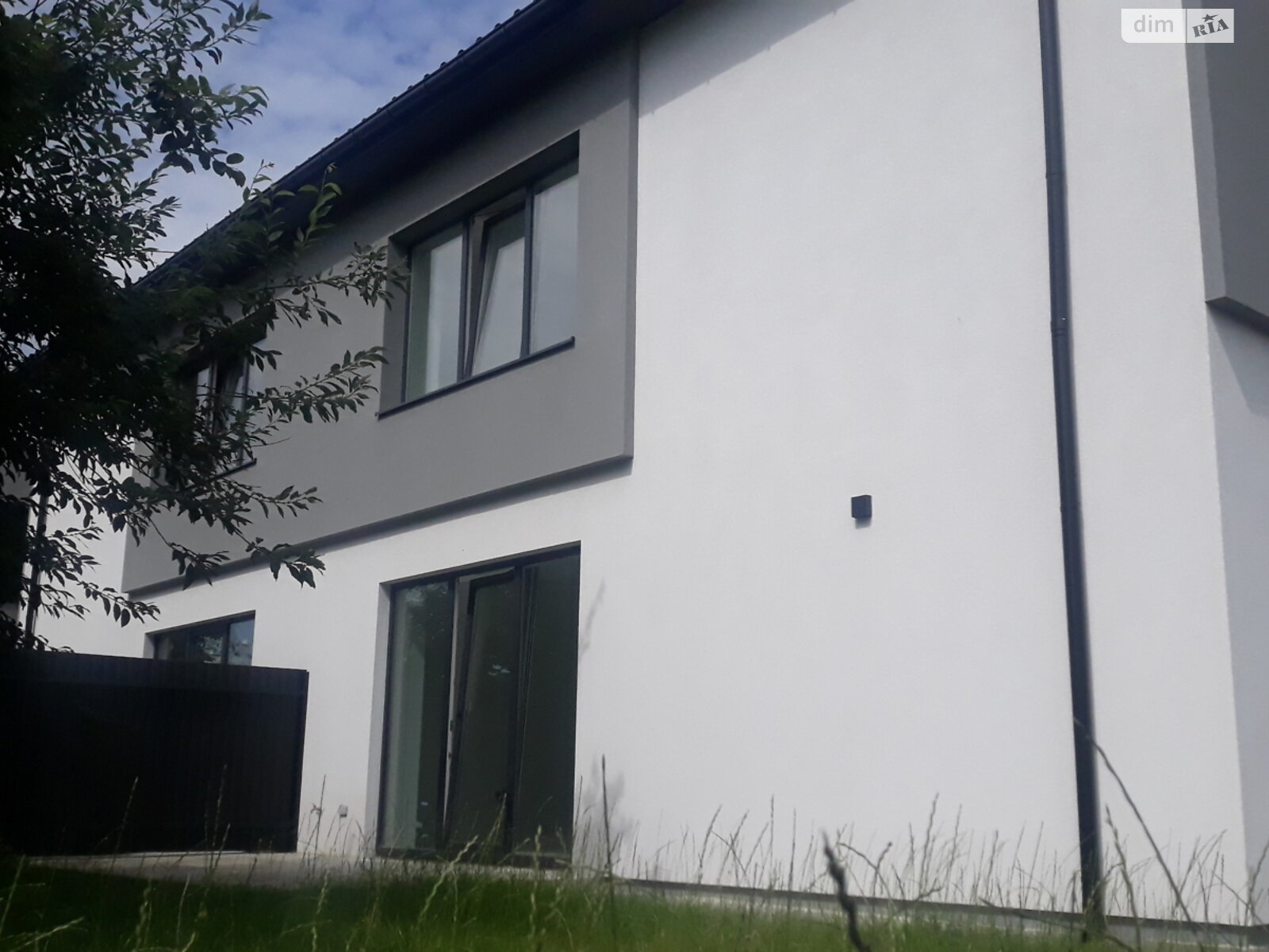 двухэтажный таунхаус, 140 кв. м, газобетон. Продажа в Ивано-Франковске фото 1 двухэтажный таунхаус, 140 кв. м, газобетон. Продажа в Ивано-Франковске фото 1