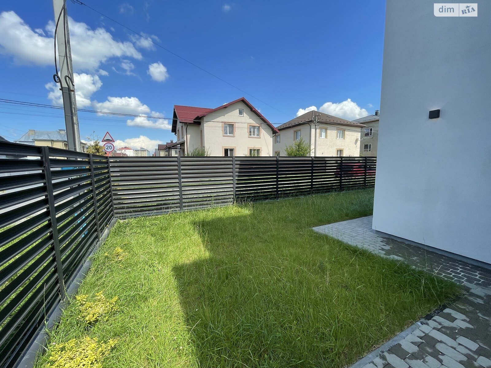 двухэтажный таунхаус, 140 кв. м, газобетон. Продажа в Ивано-Франковске фото 1 двухэтажный таунхаус, 140 кв. м, газобетон. Продажа в Ивано-Франковске фото 1