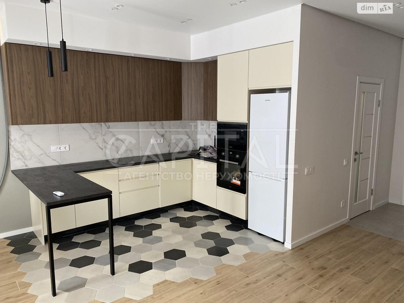 двоповерховий таунхаус, 120 кв. м, цегла. Продаж у Києві фото 1 двоповерховий таунхаус, 120 кв. м, цегла. Продаж у Києві фото 1