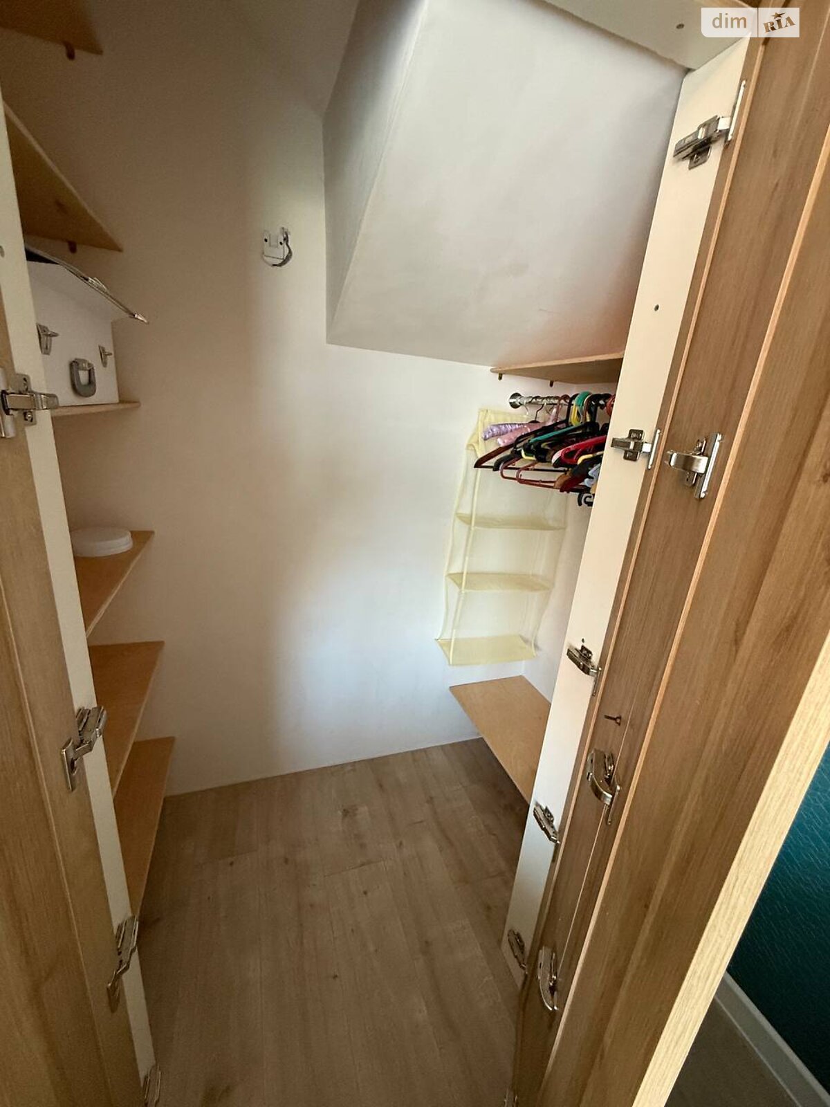 двухэтажный таунхаус, 109.4 кв. м, пеноблок. Продажа в Киеве район Дарницкий фото 1 двухэтажный таунхаус, 109.4 кв. м, пеноблок. Продажа в Киеве район Дарницкий фото 1