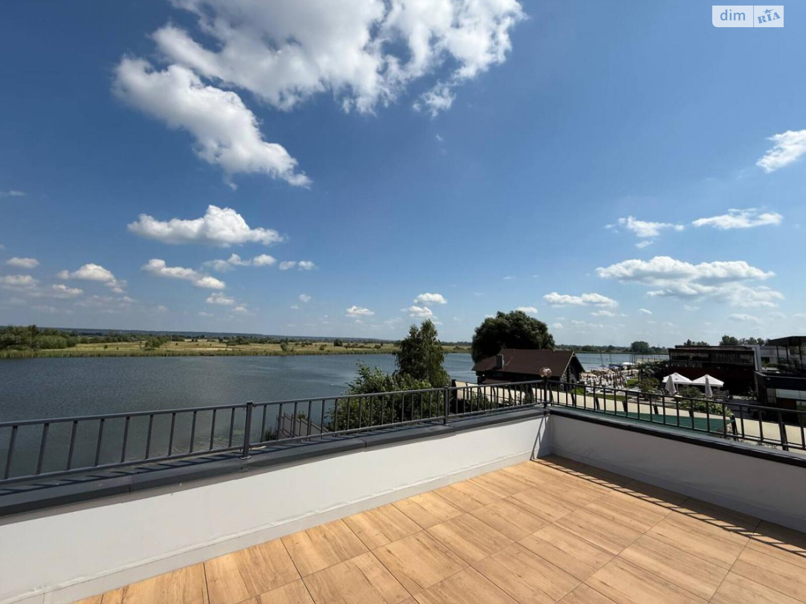 триповерховий таунхаус, 69 кв. м, пеноблок. Продаж в Києві, район Дарницький фото 1 триповерховий таунхаус, 69 кв. м, пеноблок. Продаж в Києві, район Дарницький фото 1