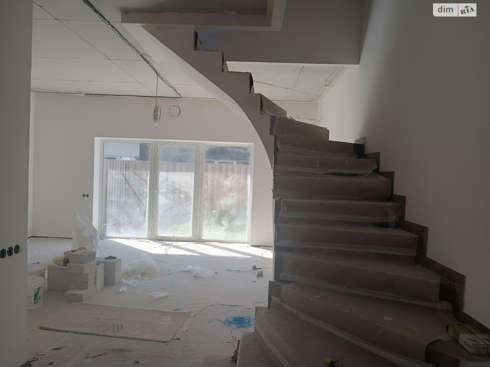 двухэтажный таунхаус, 104 кв. м, керамзитобетон. Продажа в Киеве район Дарницкий фото 1 двухэтажный таунхаус, 104 кв. м, керамзитобетон. Продажа в Киеве район Дарницкий фото 1