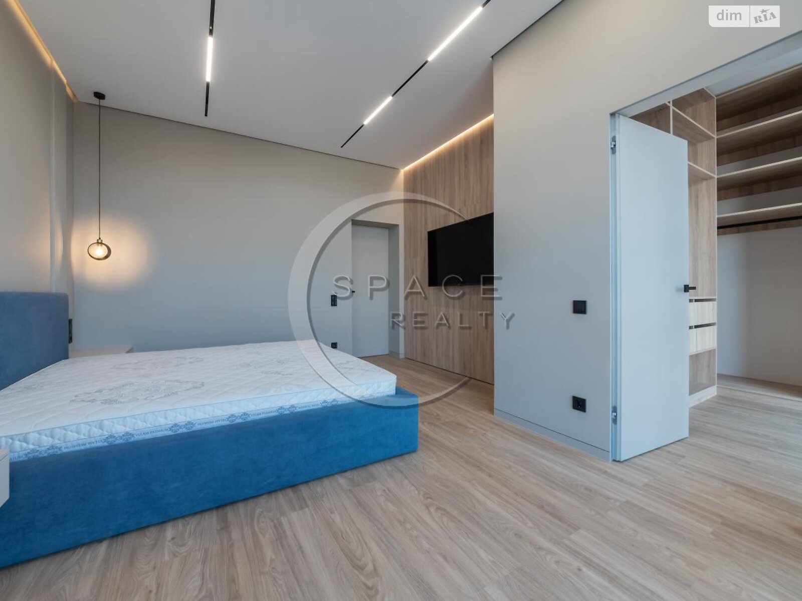 триповерховий таунхаус, 158.2 кв. м, цегла. Продаж в Києві, район Жуляни фото 1 триповерховий таунхаус, 158.2 кв. м, цегла. Продаж в Києві, район Жуляни фото 1