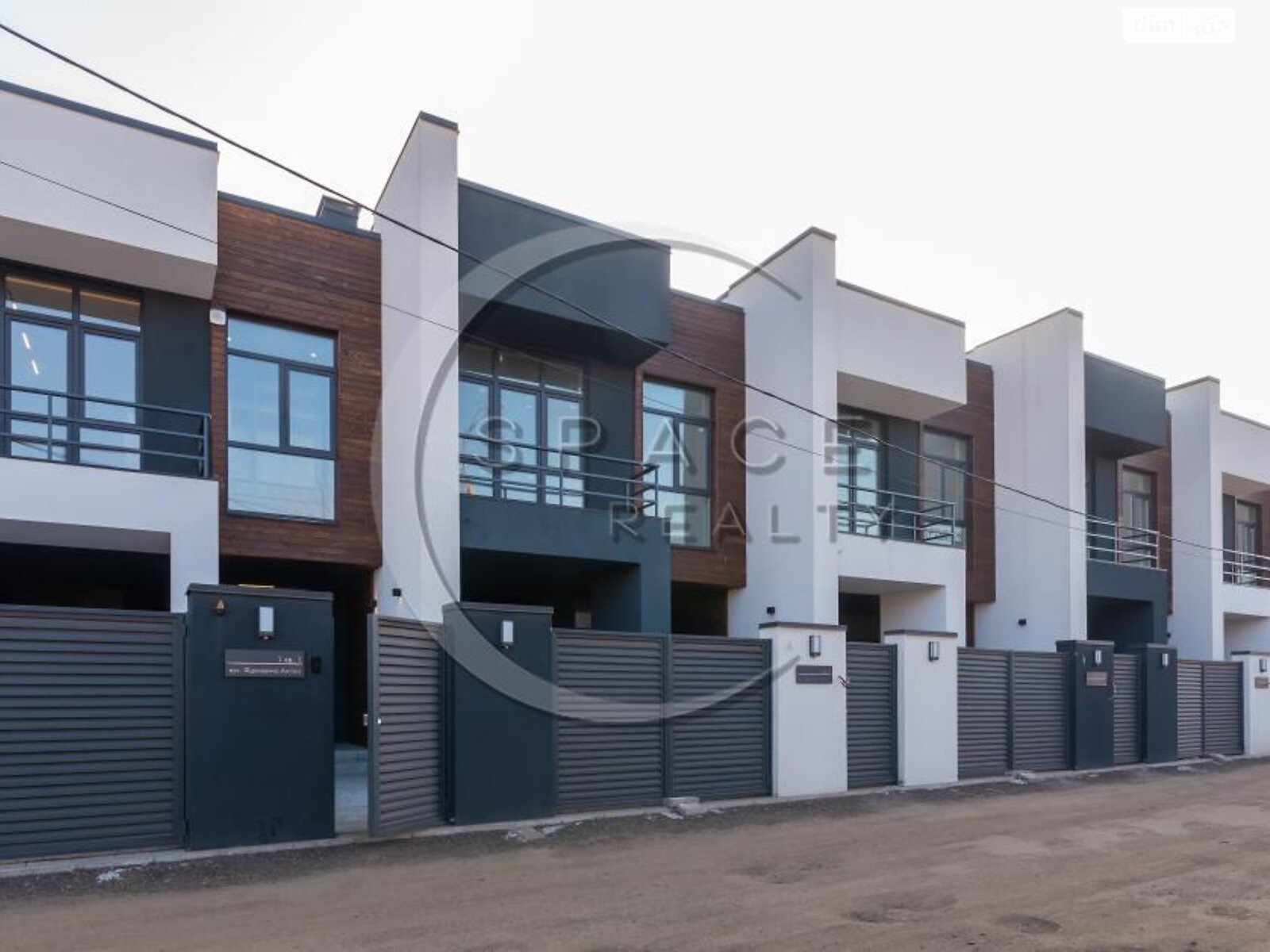 триповерховий таунхаус, 158.2 кв. м, цегла. Продаж в Києві, район Жуляни фото 1 триповерховий таунхаус, 158.2 кв. м, цегла. Продаж в Києві, район Жуляни фото 1