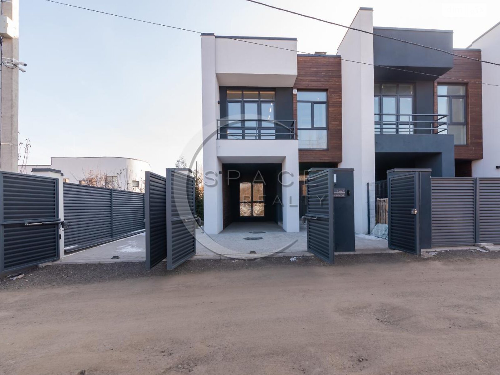 триповерховий таунхаус, 158.2 кв. м, цегла. Продаж в Києві, район Жуляни фото 1 триповерховий таунхаус, 158.2 кв. м, цегла. Продаж в Києві, район Жуляни фото 1